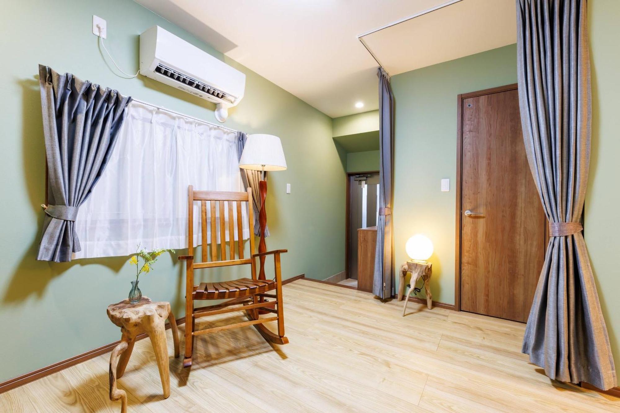 Apartment スカイビル梅田