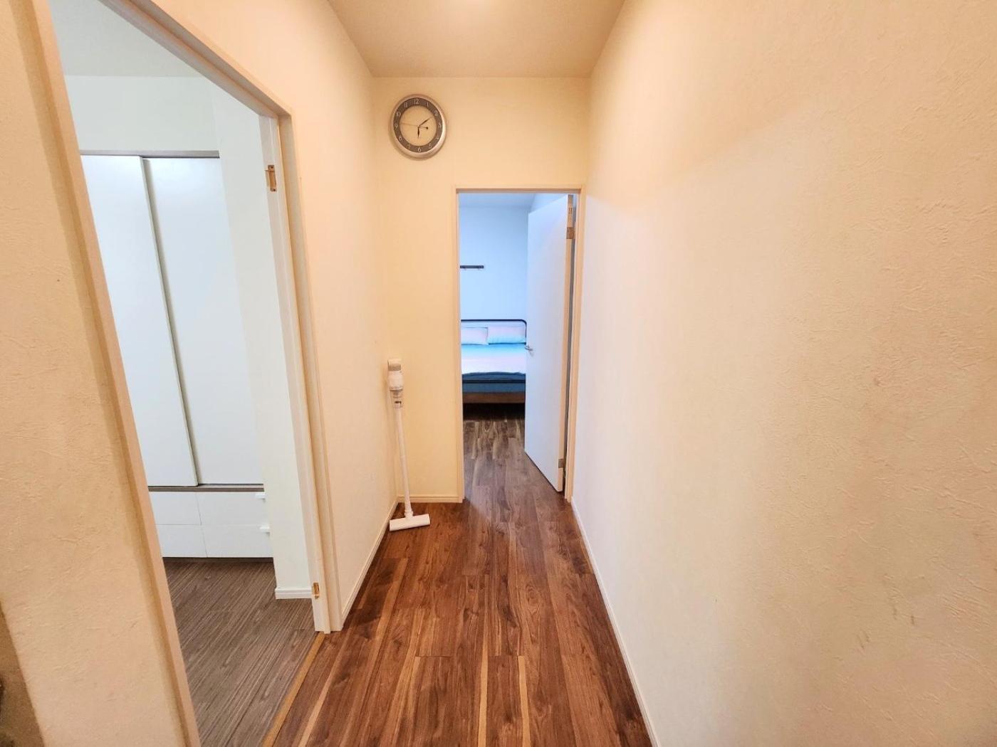 難波駅 徒歩15分コンビニ 徒歩1分 4人可能 Apartment Osaka