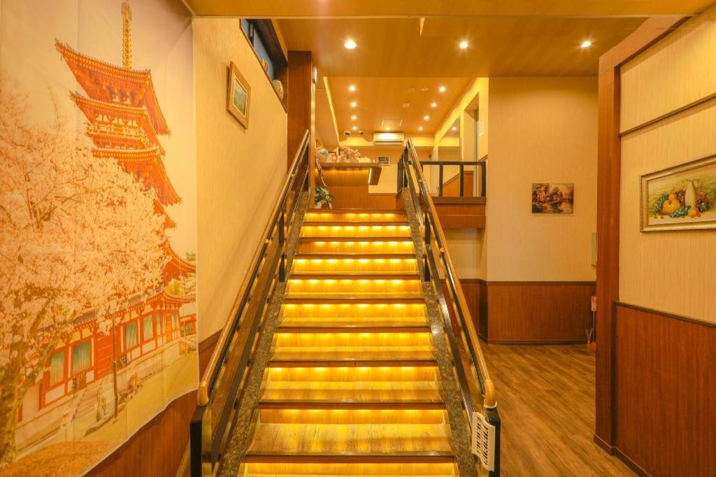 Naniwa Shinsekaimae Hotel Osaka
