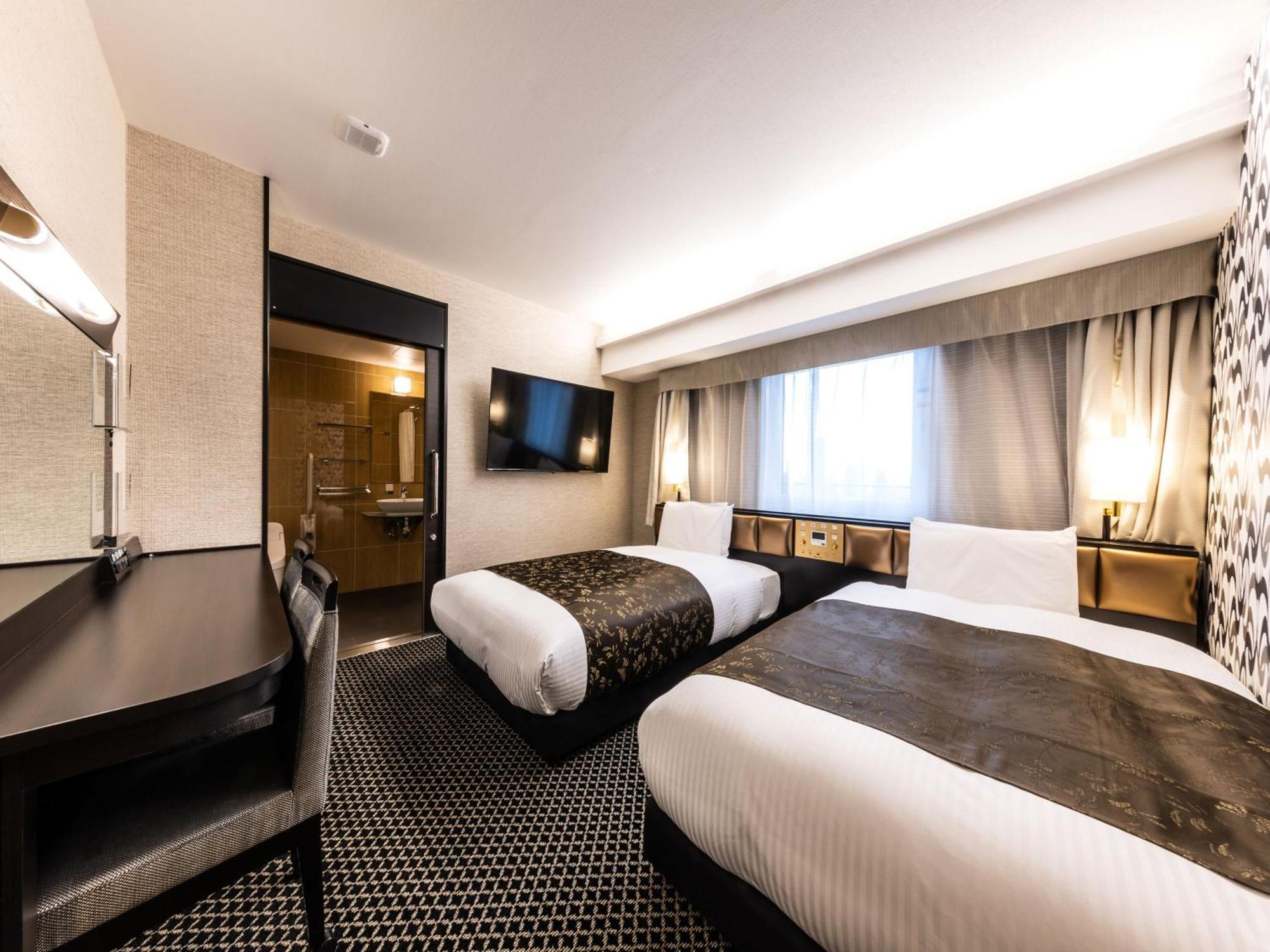Apa & Umeda Eki Tower Hotel Osaka
