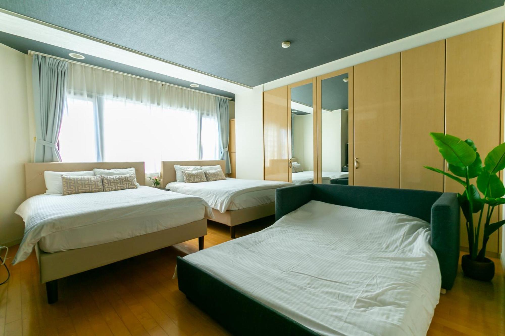 Apartment Elle Namba *