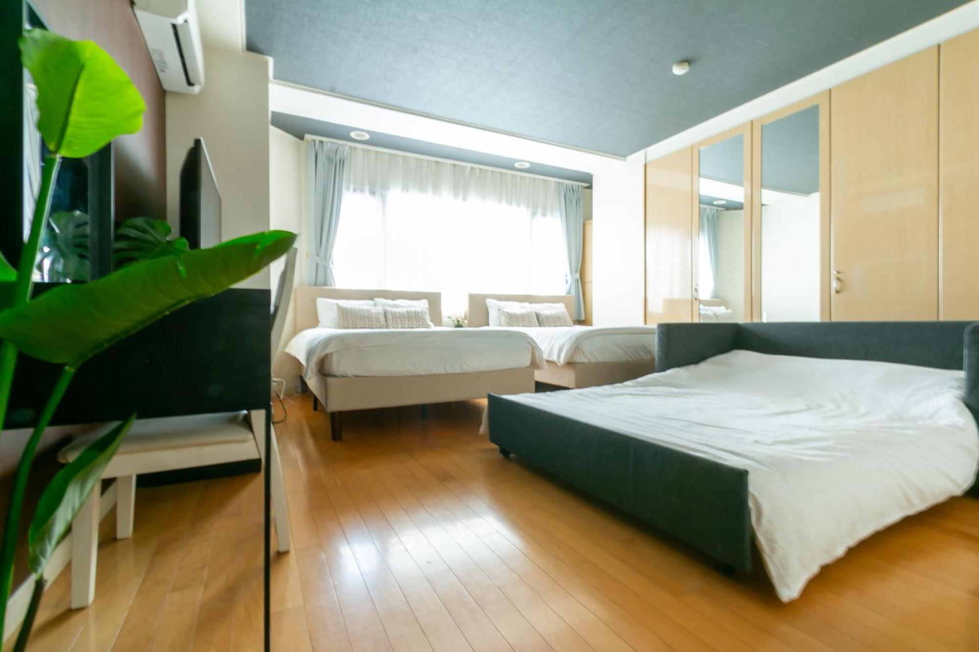 Elle Namba * Osaka