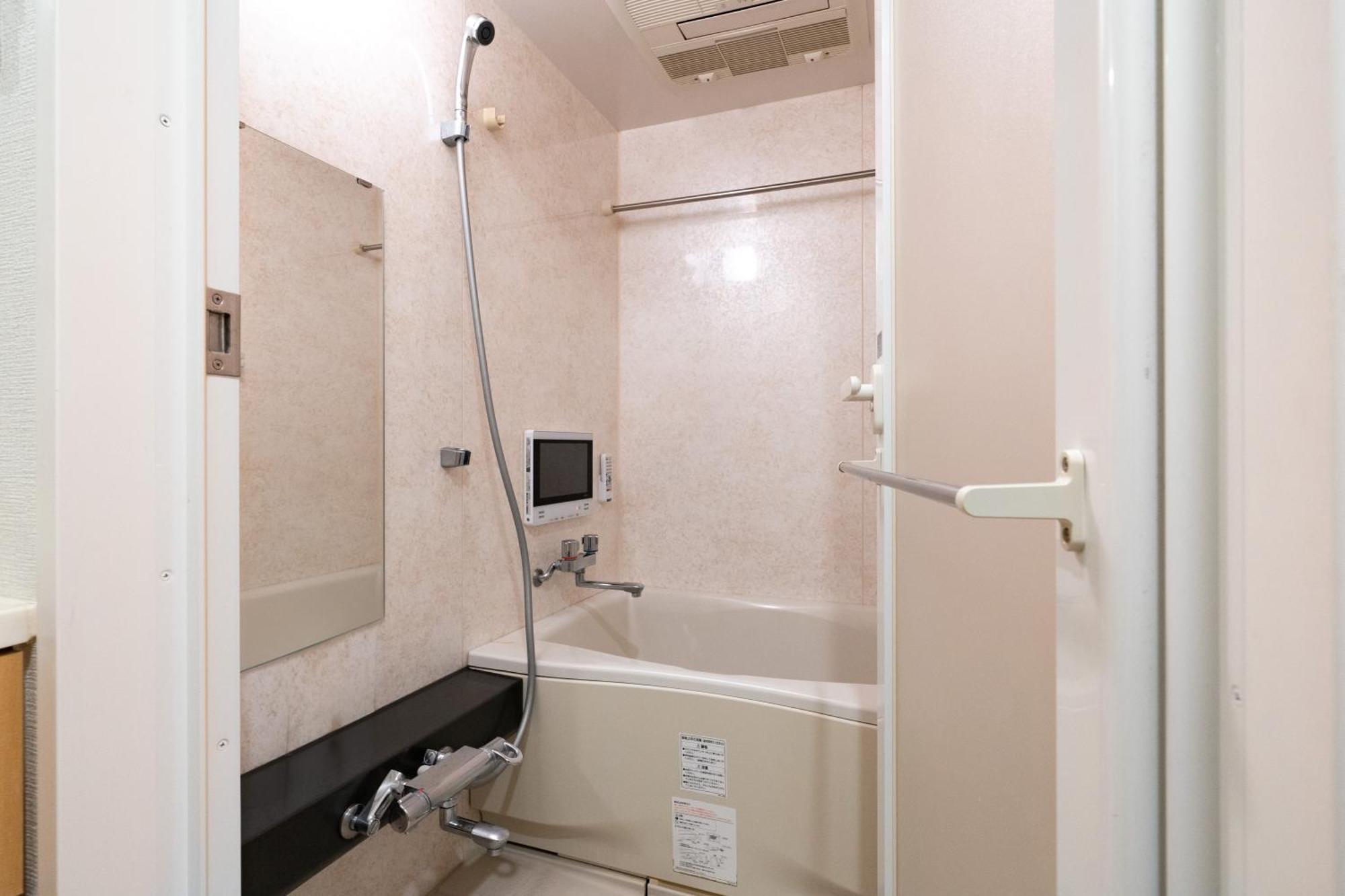 Cityspire Namba West Apartment