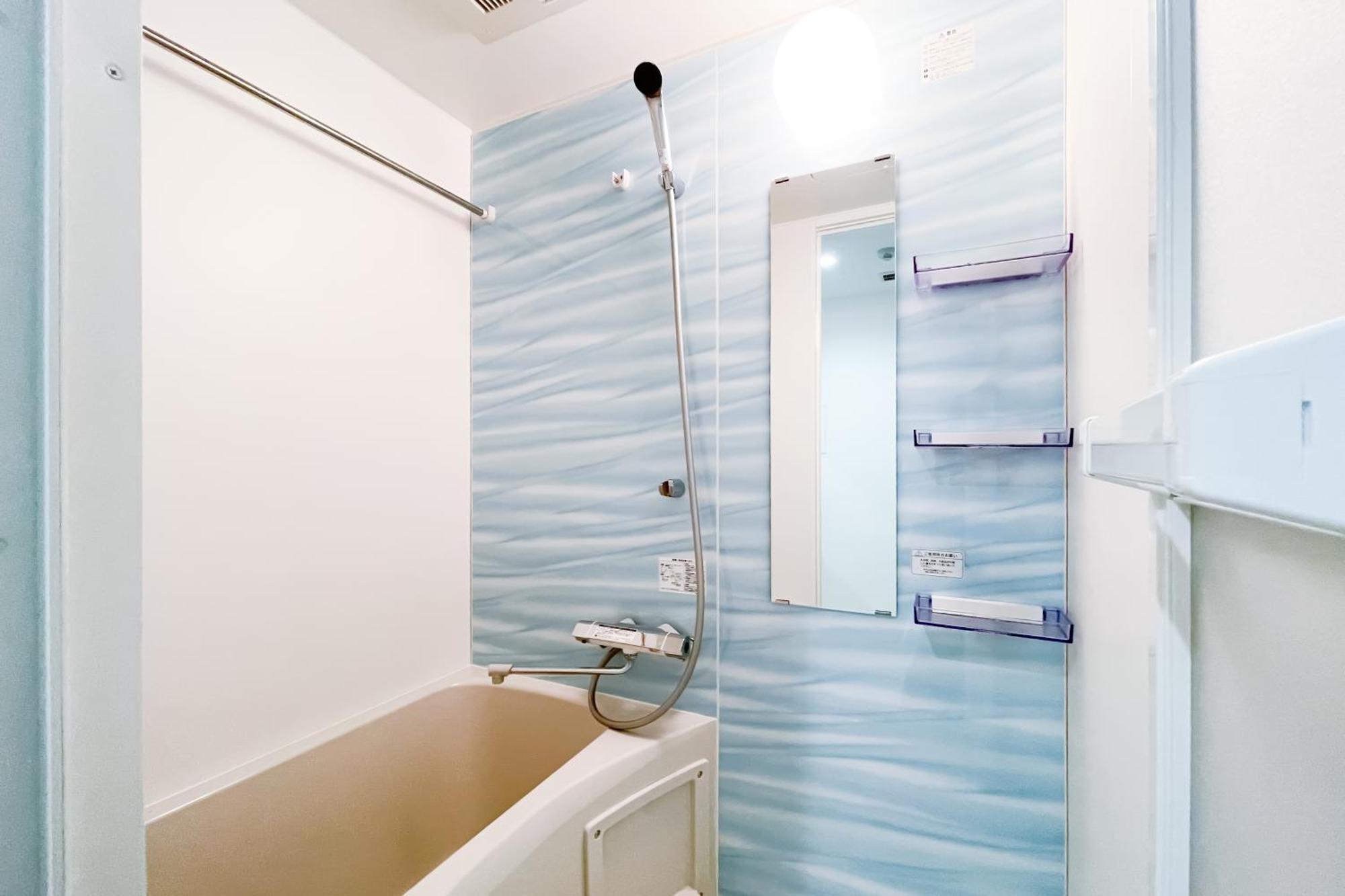 Blue Shimanouchi Apartment *