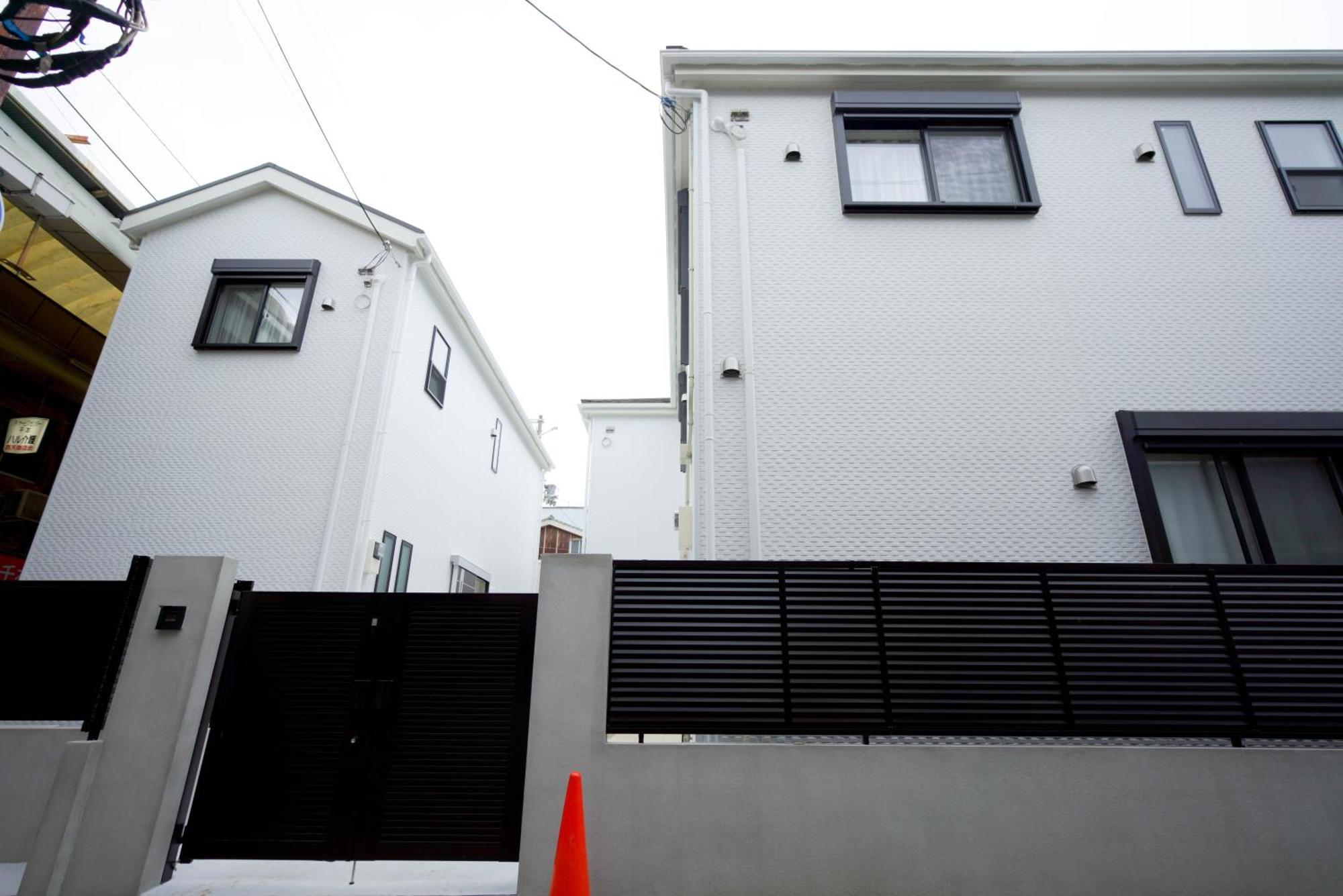 White Color New Design 5ppl Funny Play House 2ldk Osaka
