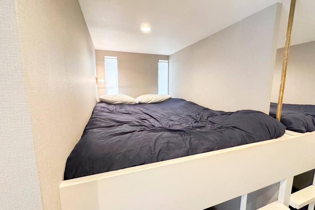 西九条 Guest House! Usjまで電車で5分!西九条駅徒歩3分!最大10人宿泊可能!デザイナーズハウス!2階建て一軒家貸切