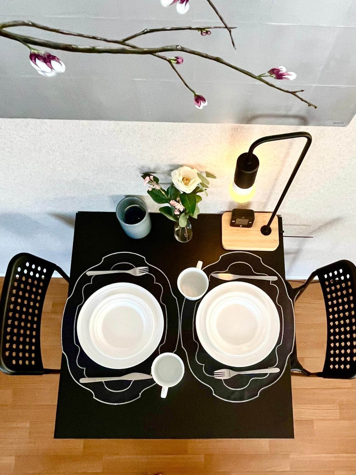 Omotenashi 41m2 1ldk 十三駅徒歩1分 梅田2分 神戸京都アクセス良好 和室のある家 Apartment Osaka