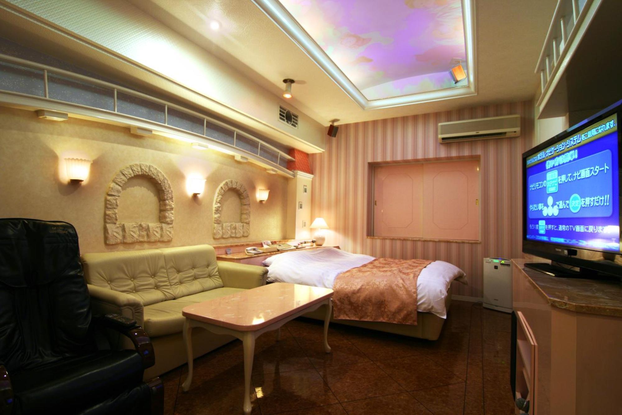 Love hotel Hyper (adults Only)