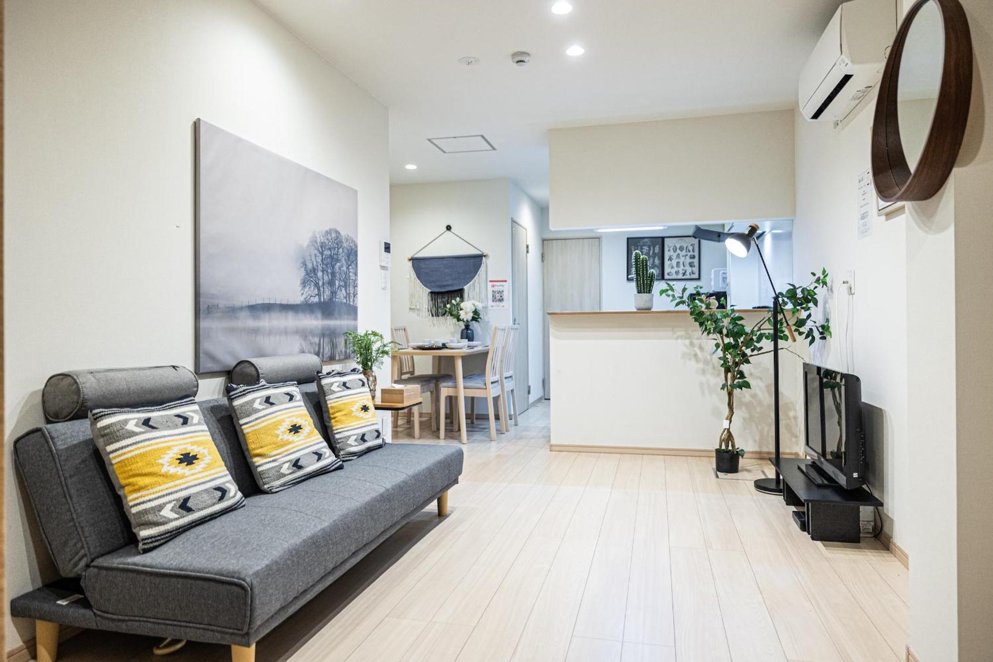 Pousada Sumiyoshi Mery: Traditional Townhouse Near Sumiyoshi Shrine Osaka