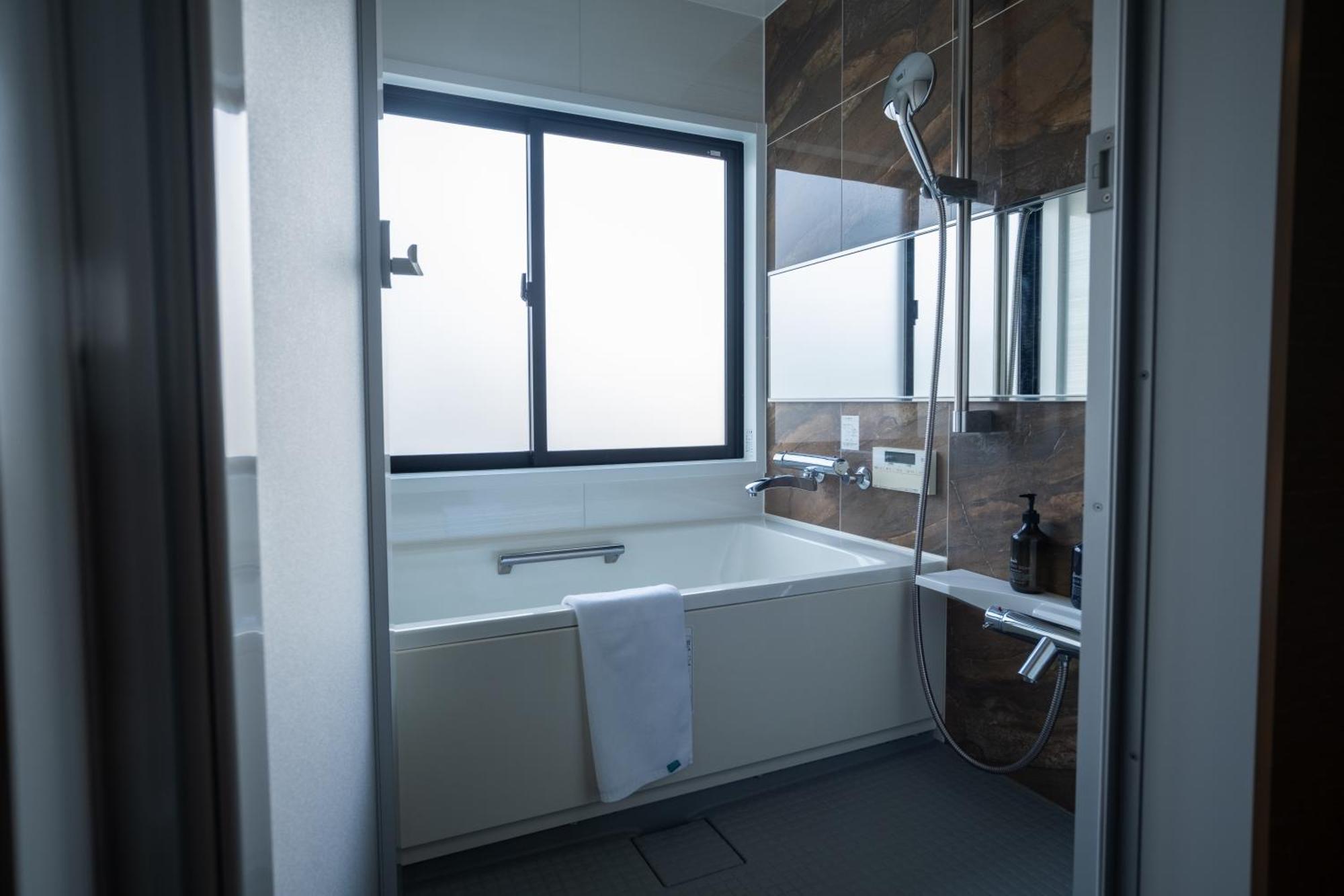 Wayfarer Shinsaibashi Hotel Osaka
