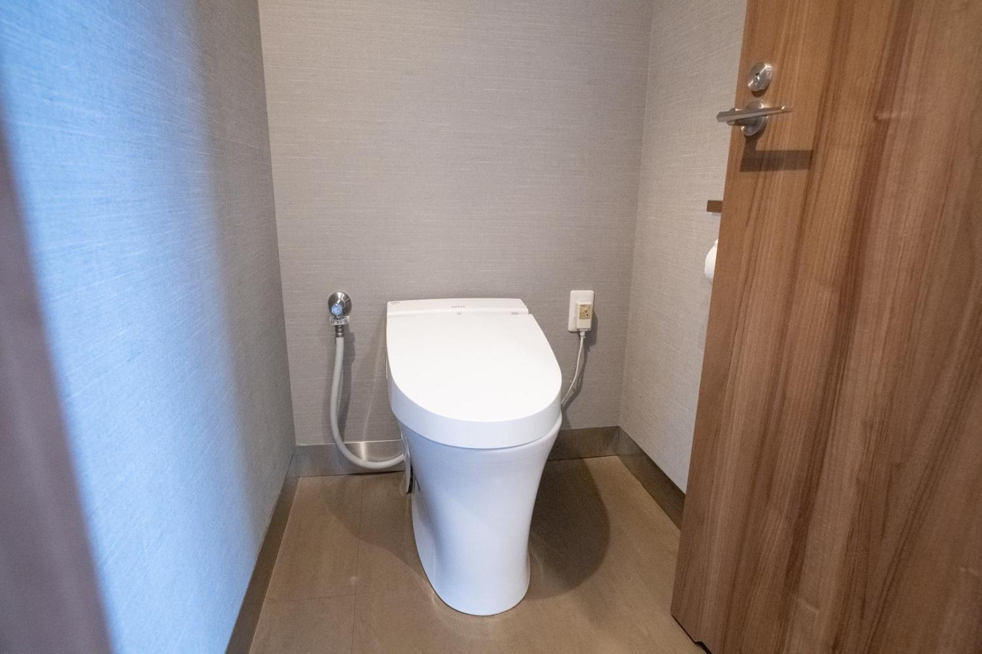Wayfarer Shinsaibashi Hotel