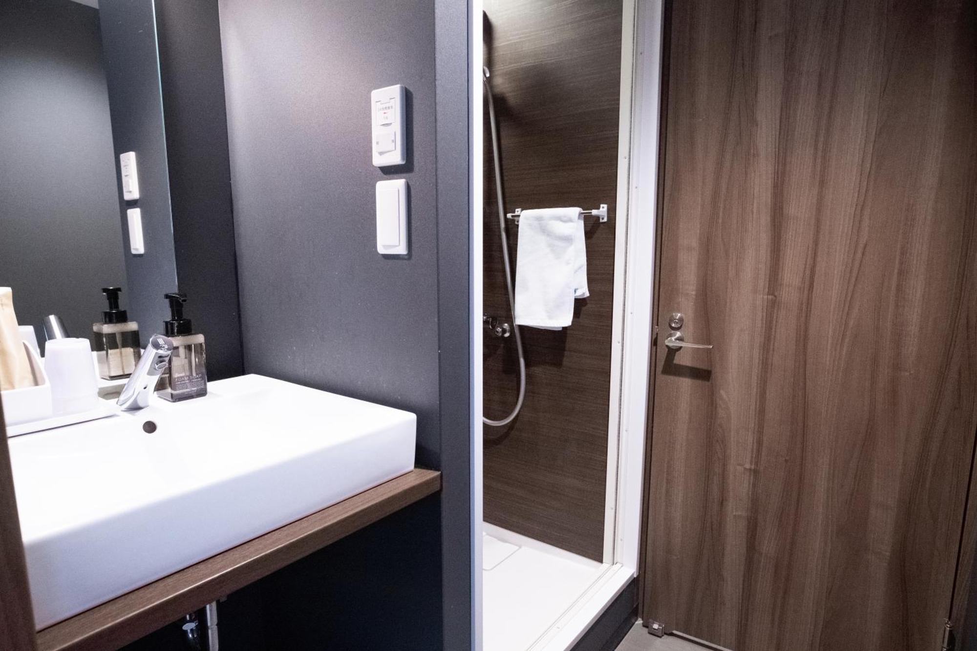 Hotel Wayfarer Shinsaibashi Osaka