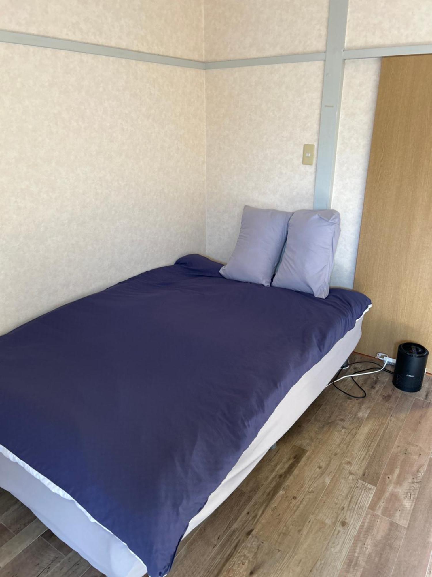 Two Devided With Two Large Beds Close To Nipponbashi Apartment
