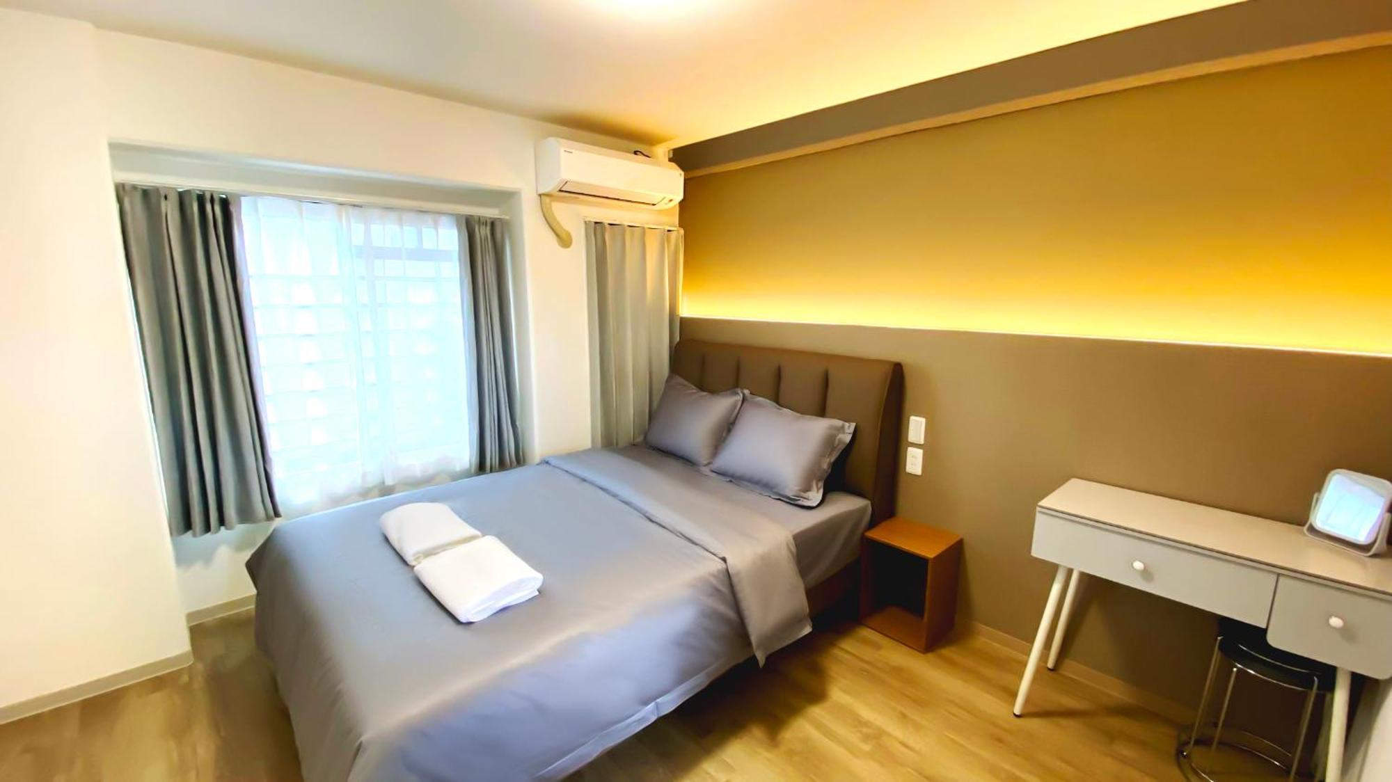 Lucky Namba Apartment