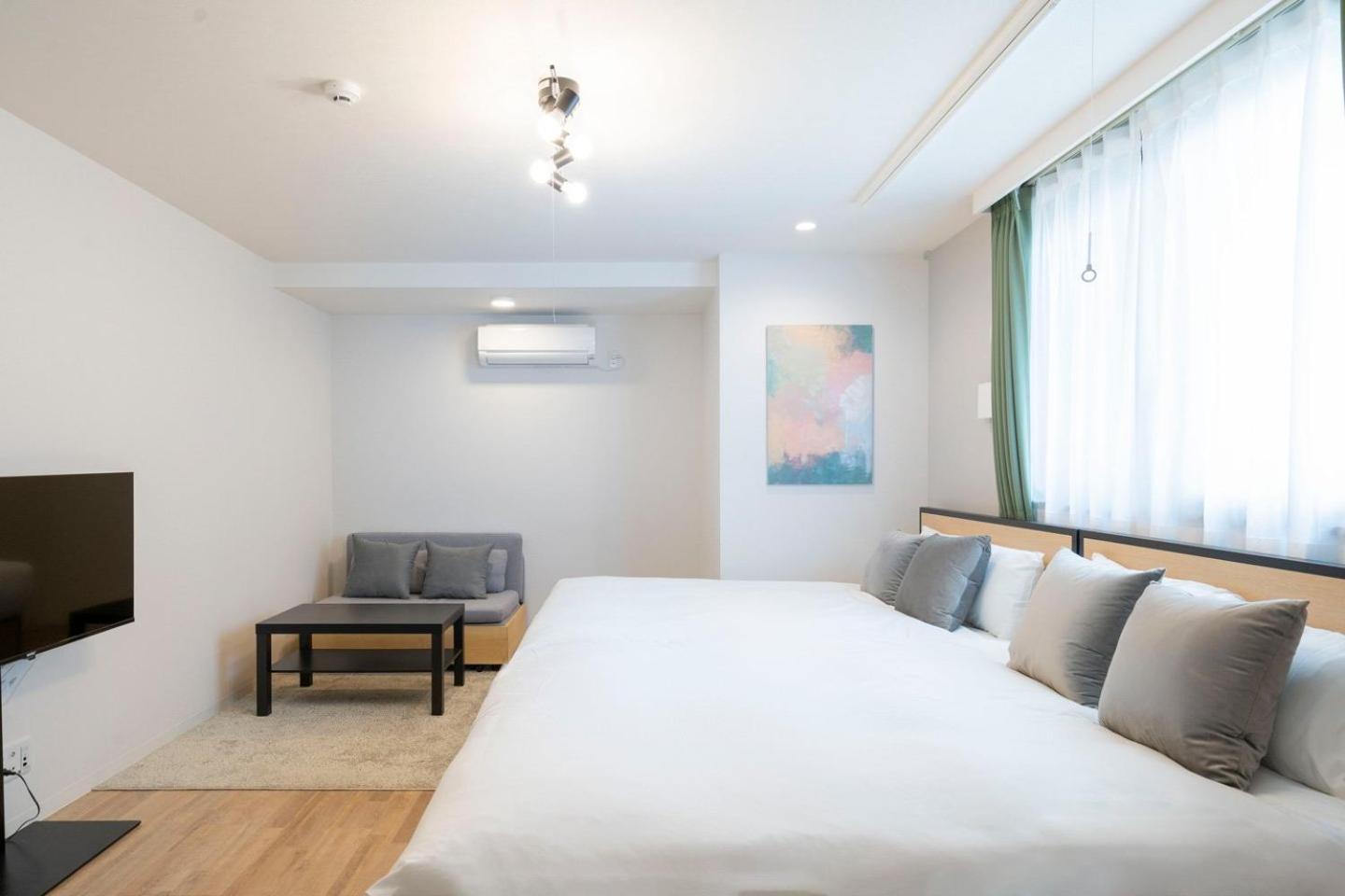 Lasante Umedakita Apartment