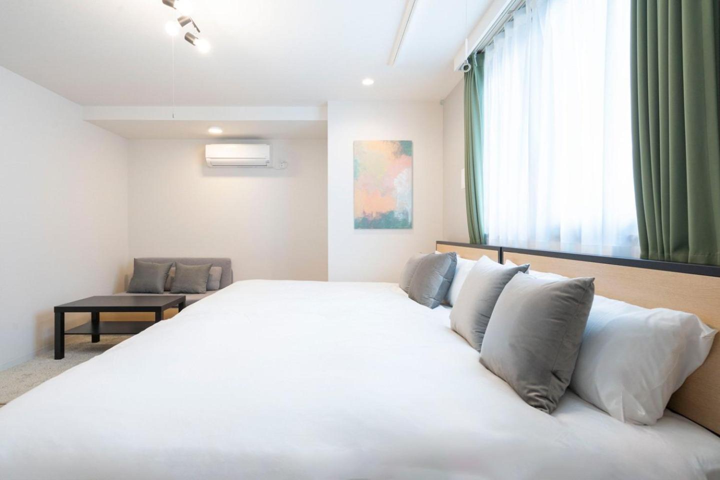 Lasante Umedakita Apartment