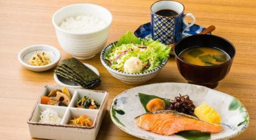 Four Points Flex By Sheraton Umeda 3*