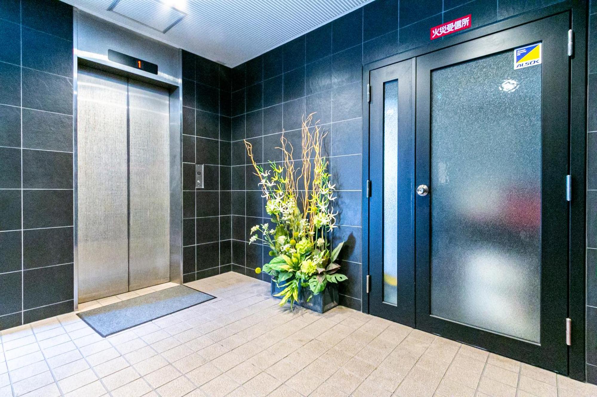 Apartment Verouno Nippombashi