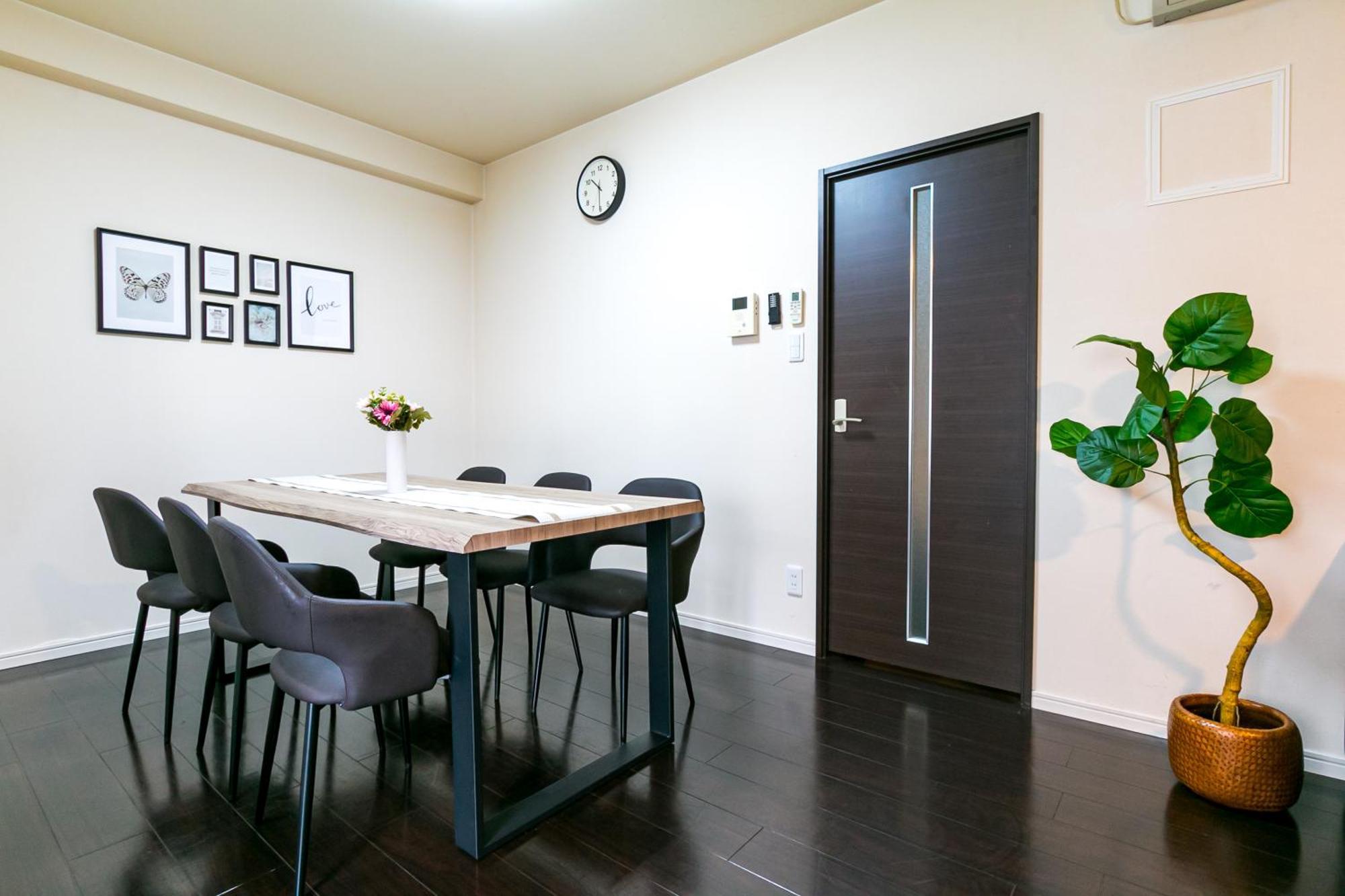 Verouno Nippombashi Apartment