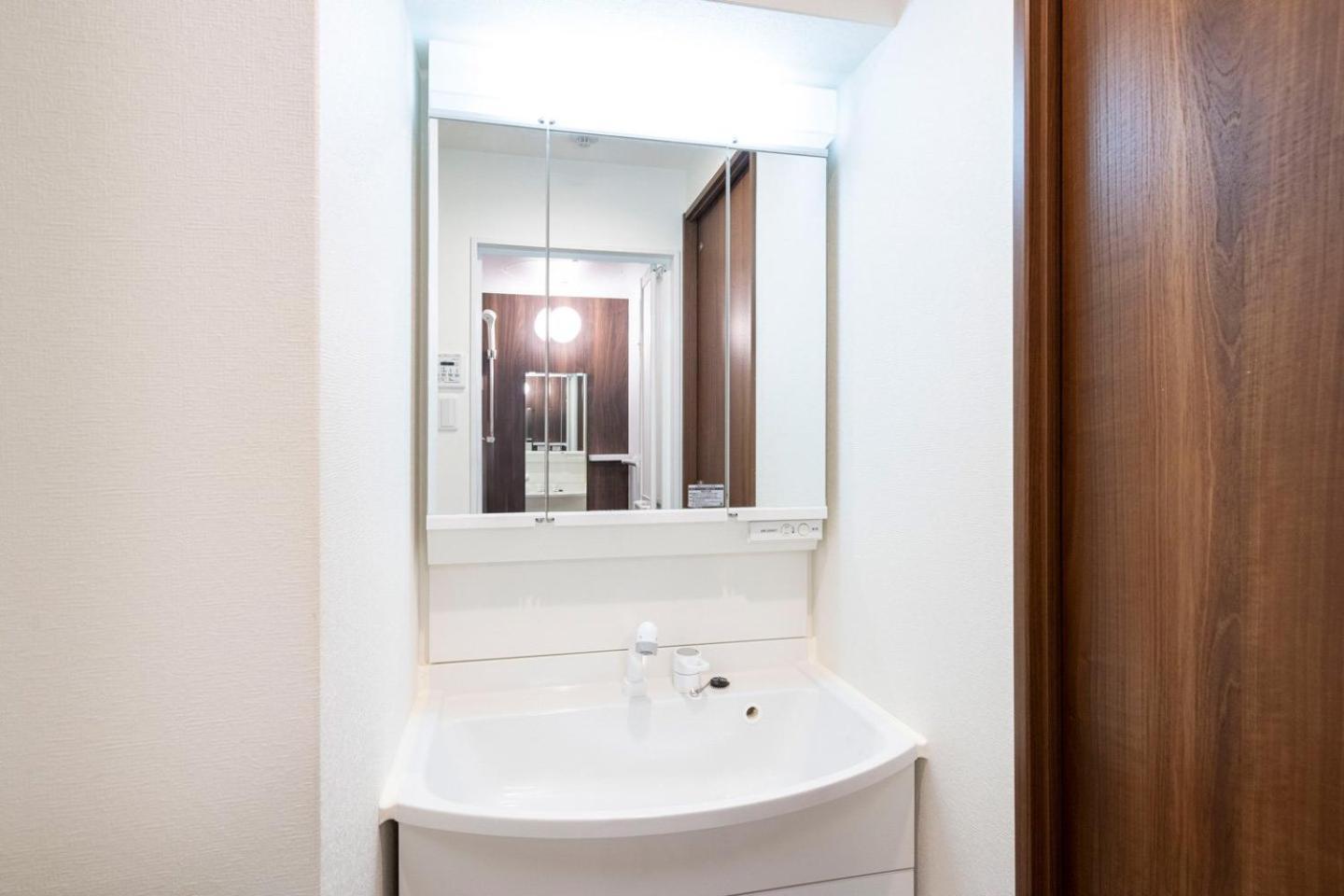 Shin-umeda Hills Apartment *