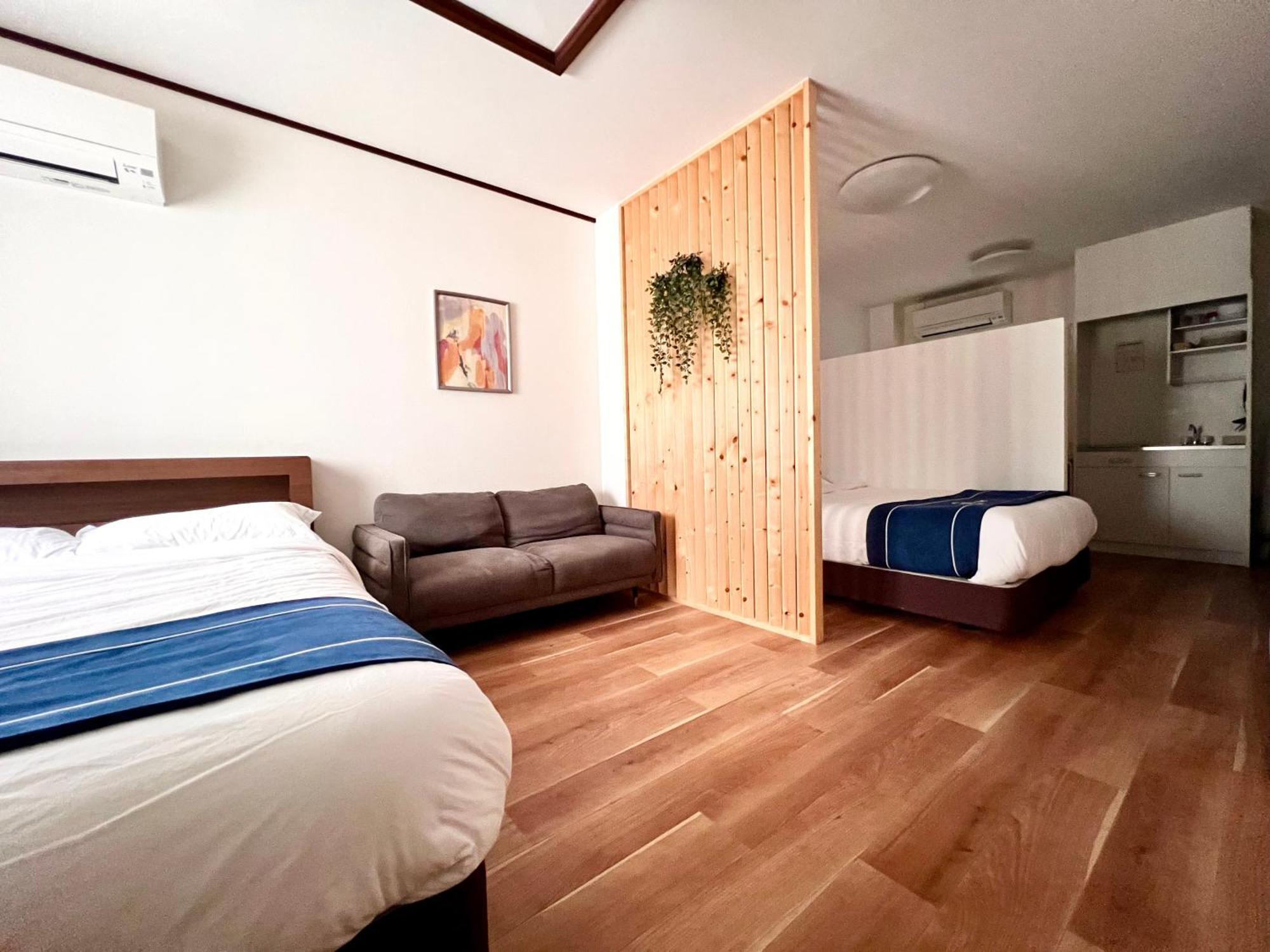 Apartment Rakuto Tsutenkaku 101: Namba Hub With Iconic Tower View