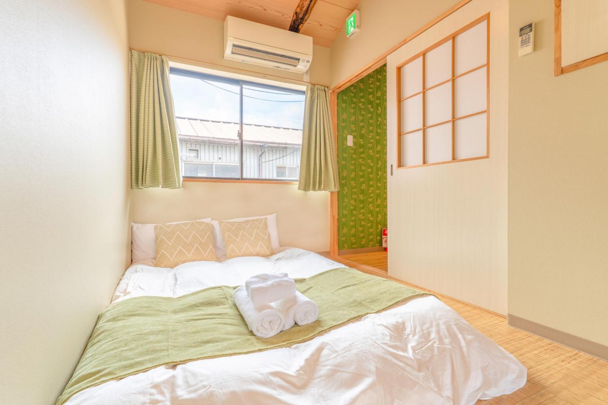Exquisite Japanese Style 5ppl 2-story House Tub Apartment Osaka