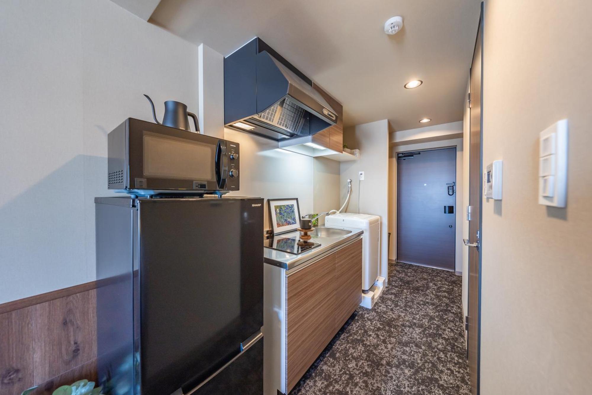 11 Tsutenkaku Apartment