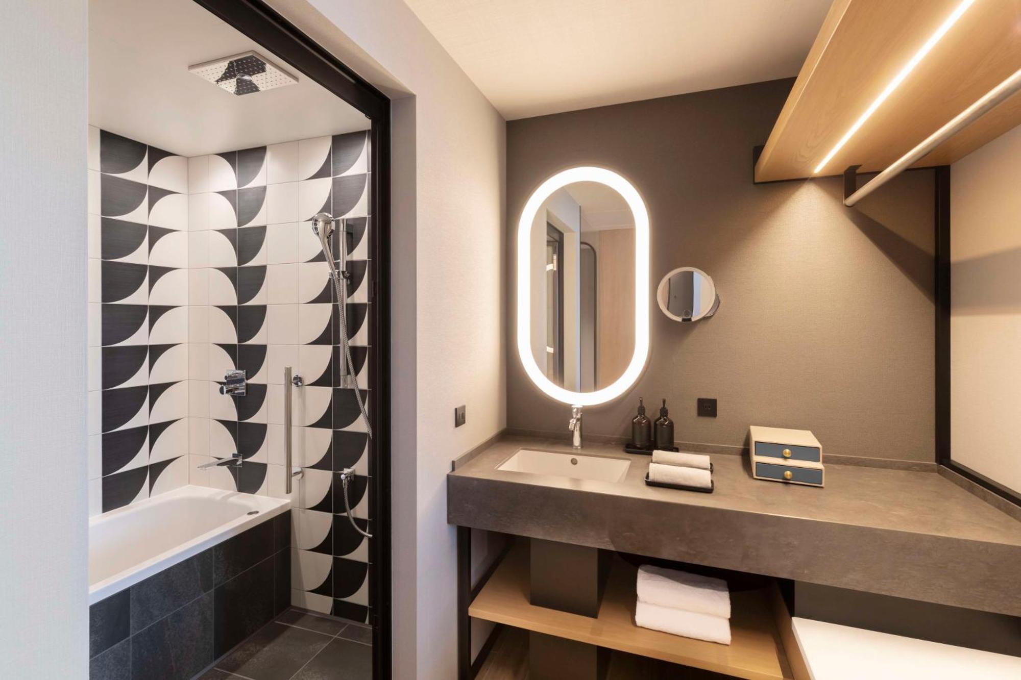 Canopy By Hilton Umeda Hotel 5*