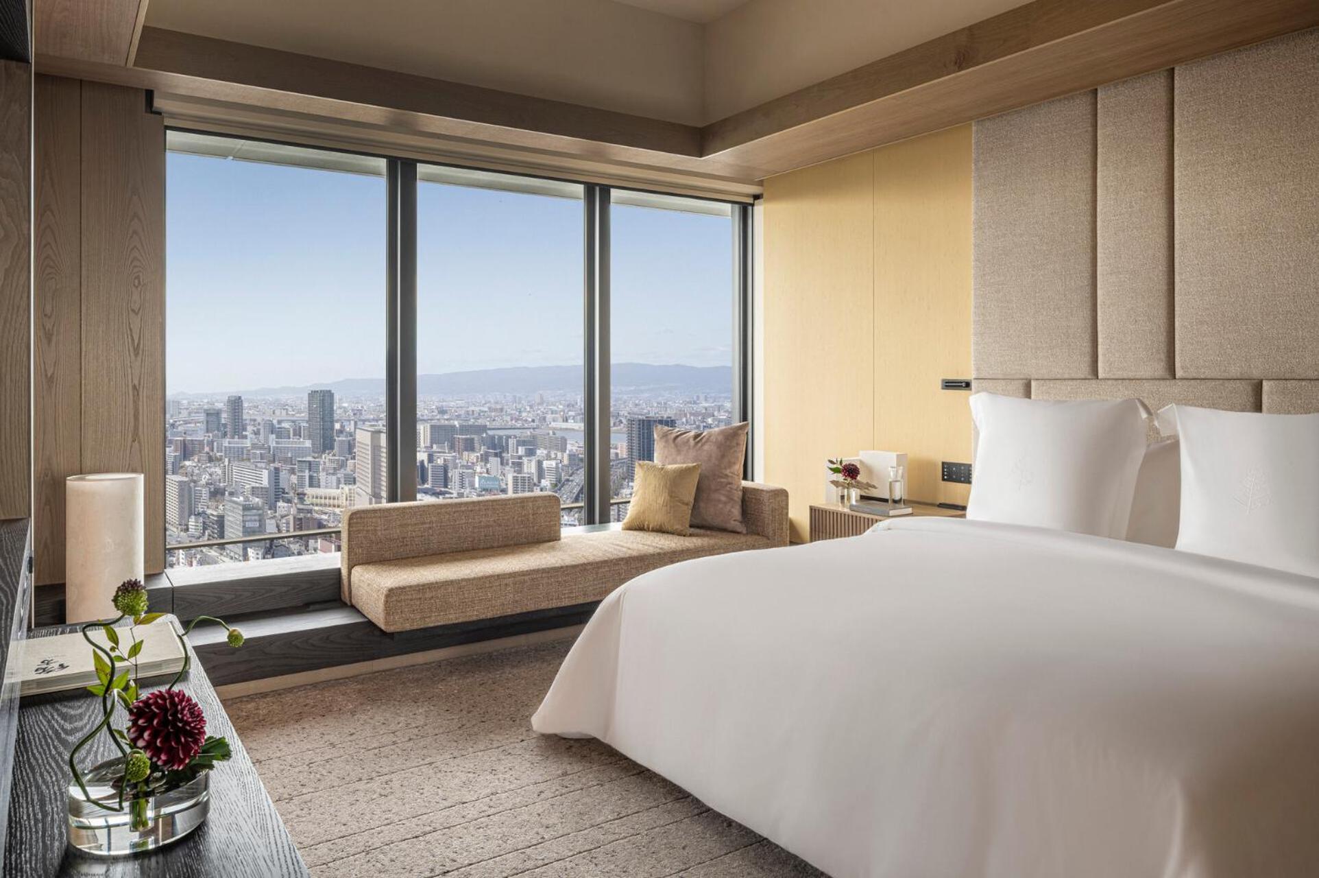 Four Seasons 5*