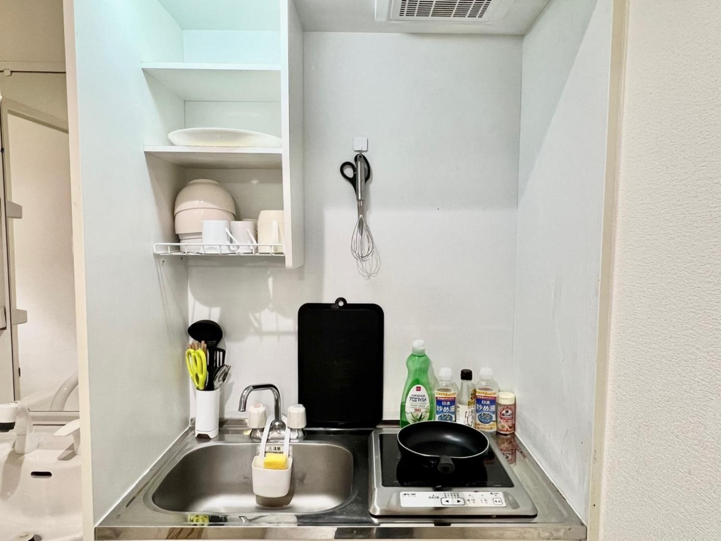 Apartment 難波駅 徒歩5分 4人ハウス F602