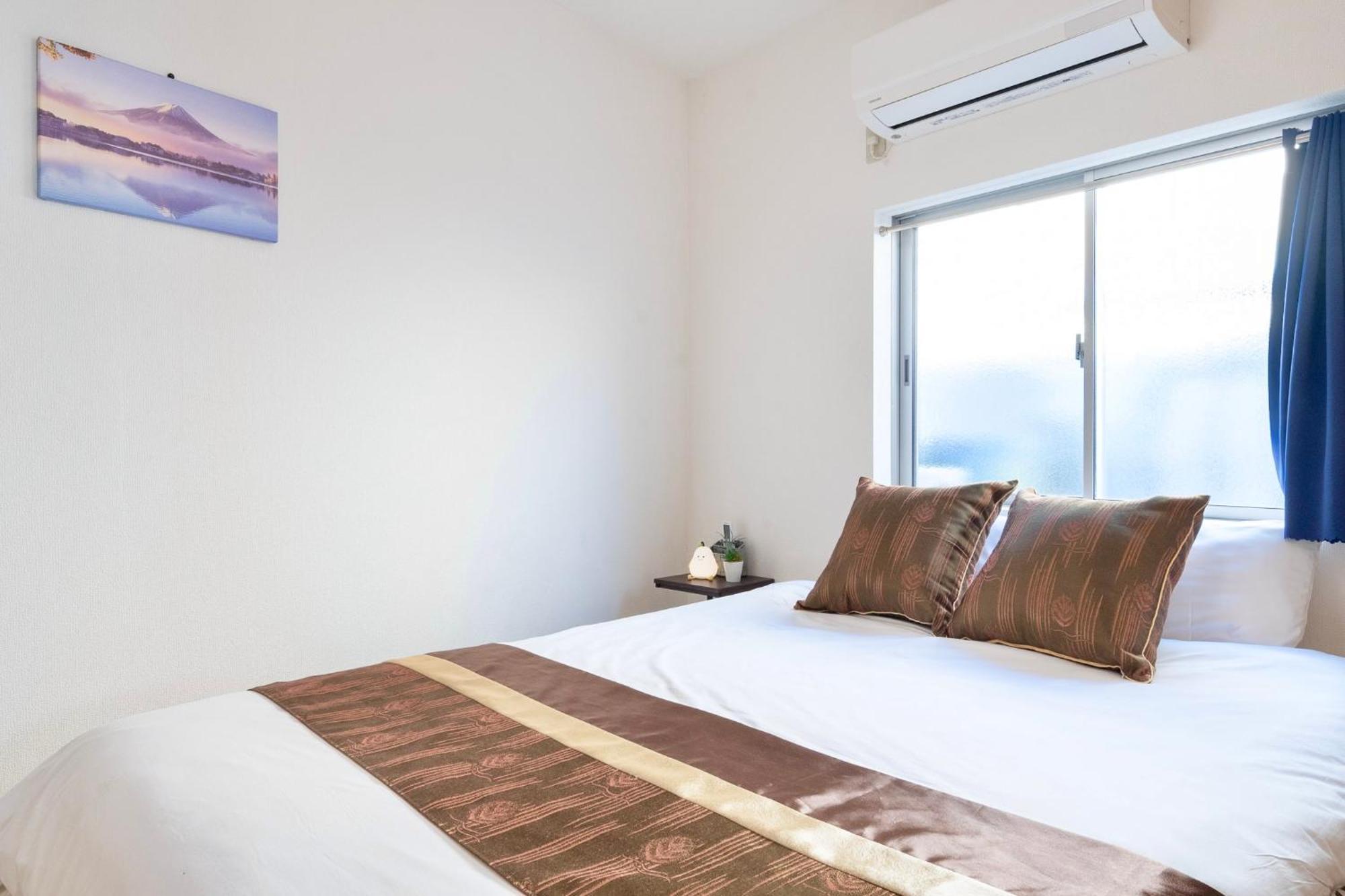 Tsudoi 集 - 5 Bed Rooms, Max 11, 2 Bath Rooms, 1hr To Kix, 30min To Namba, 2-bldg Connected Private House Apartment *