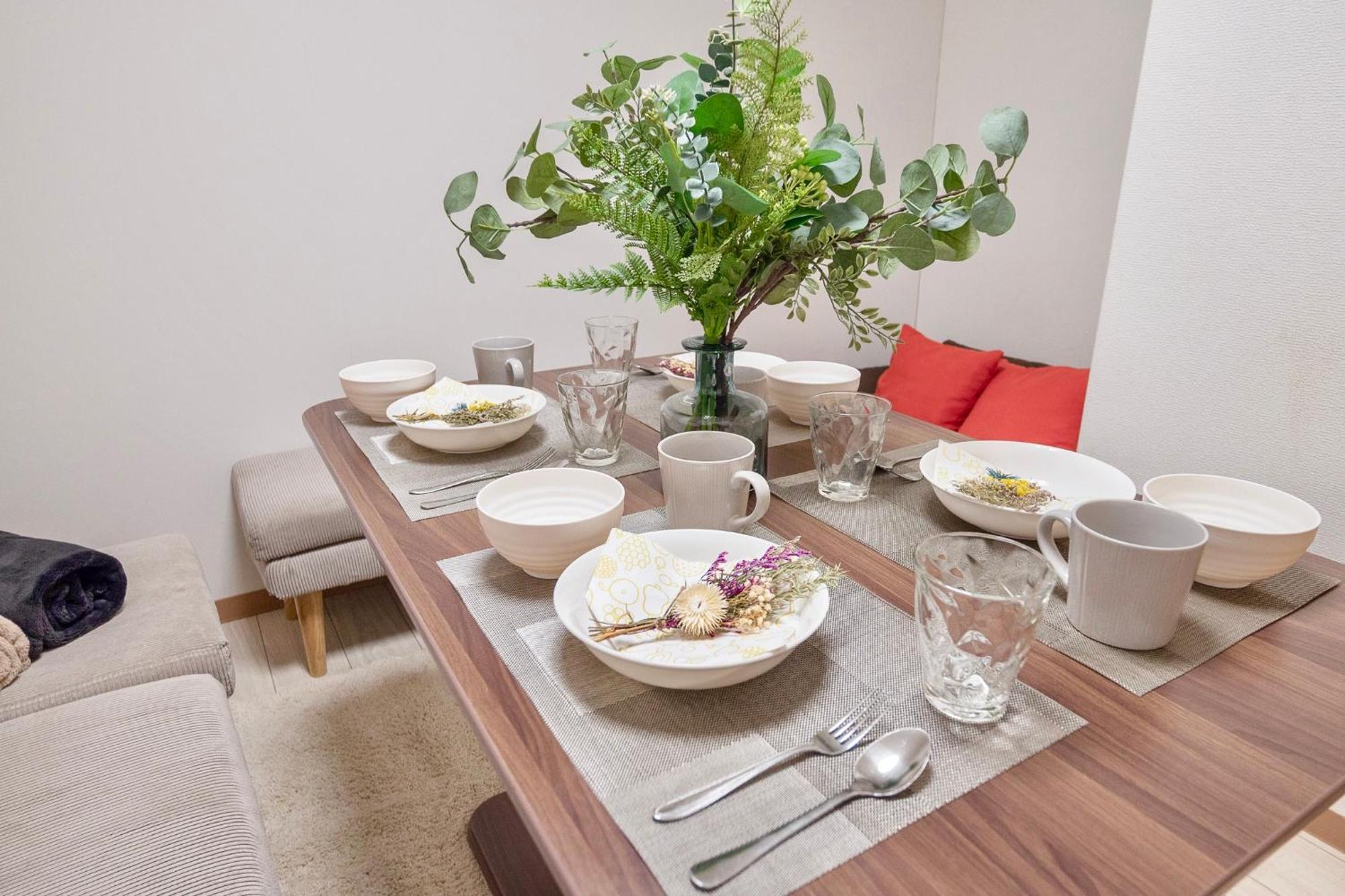 Tsudoi 集 - 5 Bed Rooms, Max 11, 2 Bath Rooms, 1hr To Kix, 30min To Namba, 2-bldg Connected Private House Osaka
