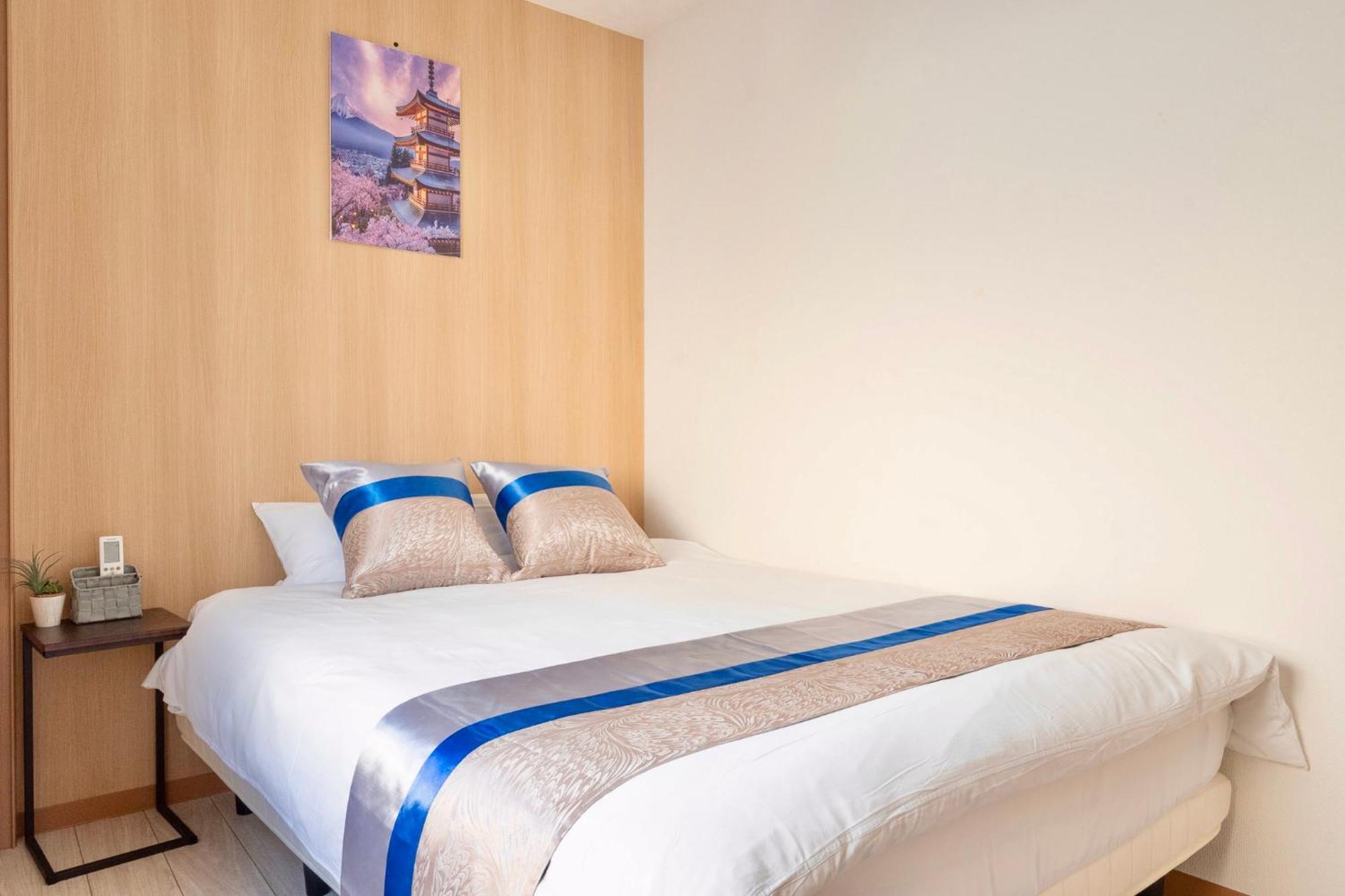 Tsudoi 集 - 5 Bed Rooms, Max 11, 2 Bath Rooms, 1hr To Kix, 30min To Namba, 2-bldg Connected Private House