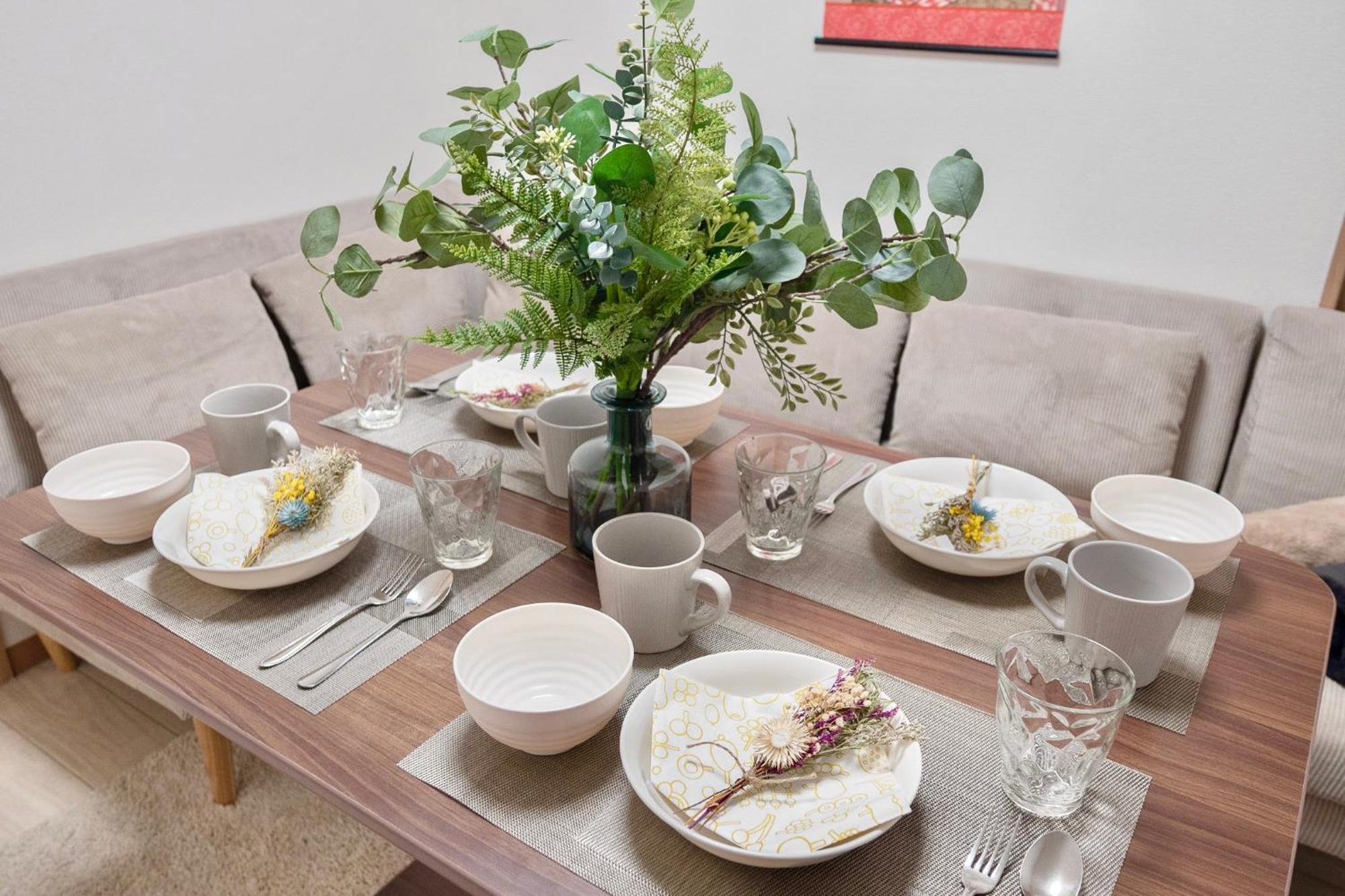 Tsudoi 集 - 5 Bed Rooms, Max 11, 2 Bath Rooms, 1hr To Kix, 30min To Namba, 2-bldg Connected Private House Apartment
