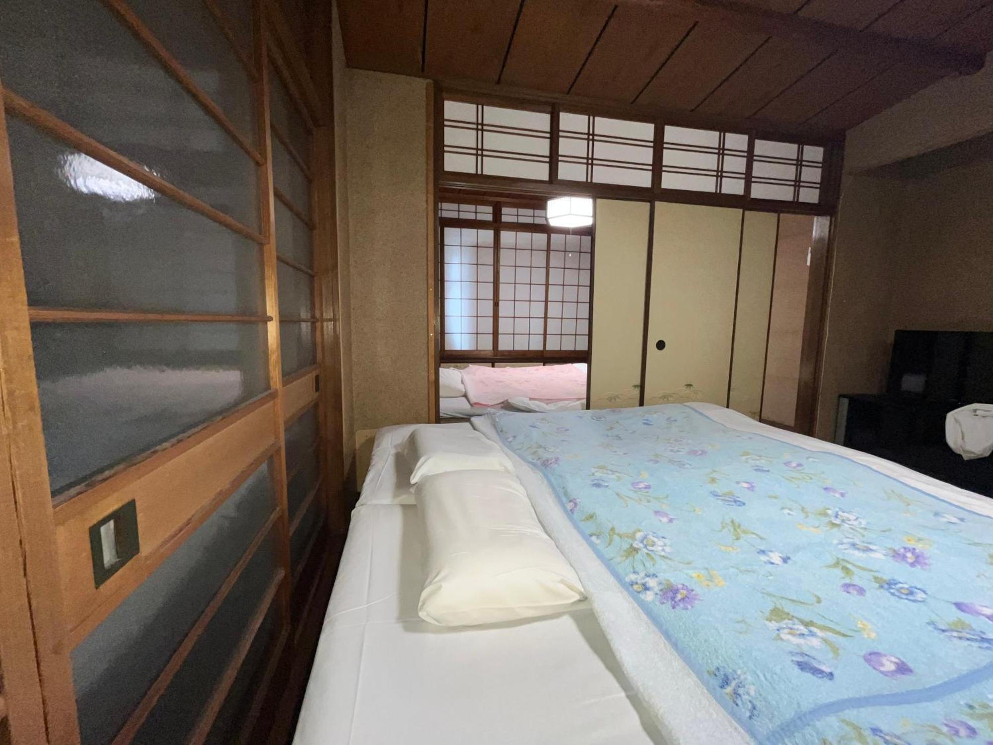 Apartment Namba Traditional Japanese House *