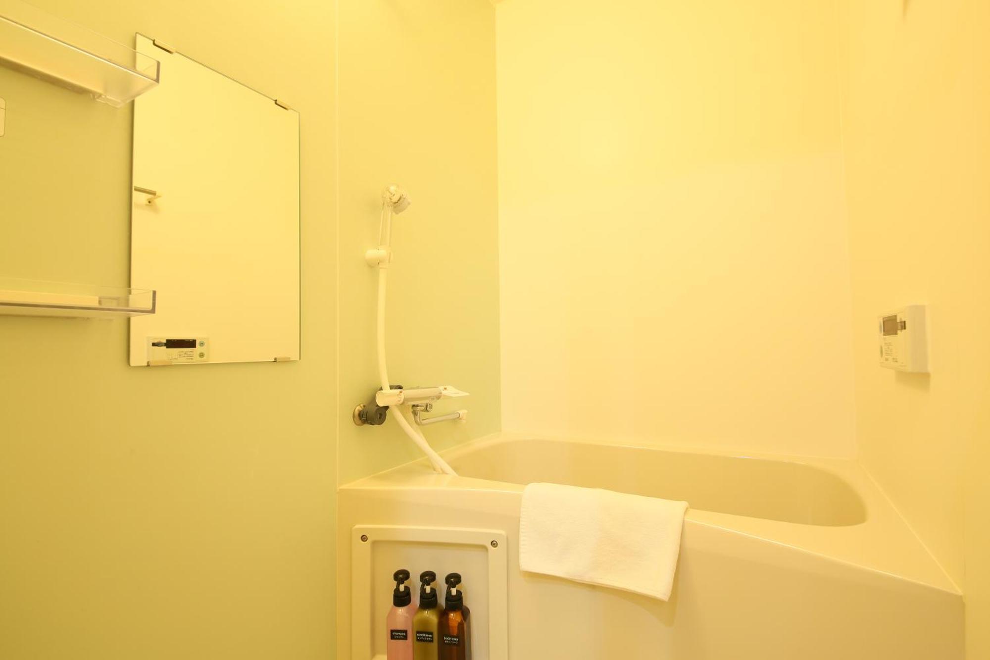 Trad Tsuruhashi Hotel