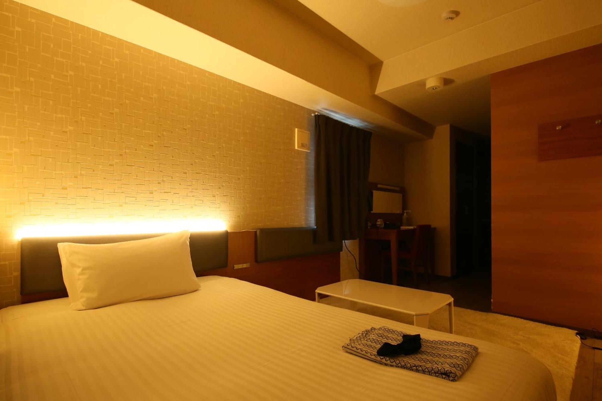 Hotel Trad Tsuruhashi