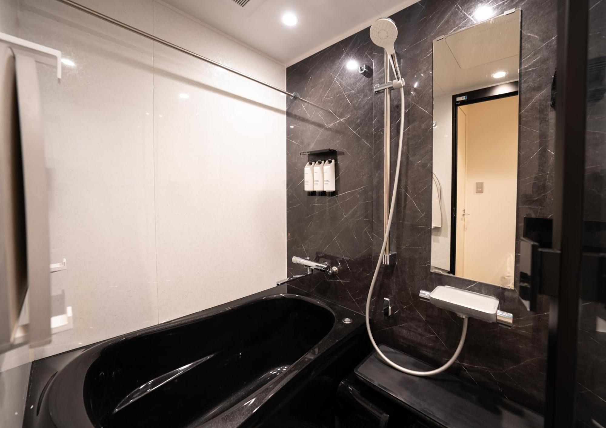 Uh Namba Station Hotel 4*