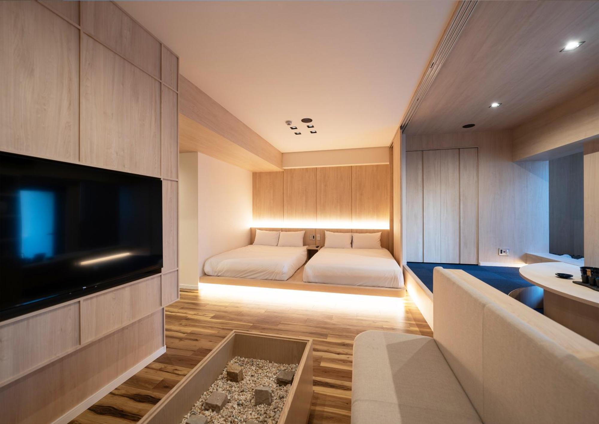 Uh Namba Station Hotel