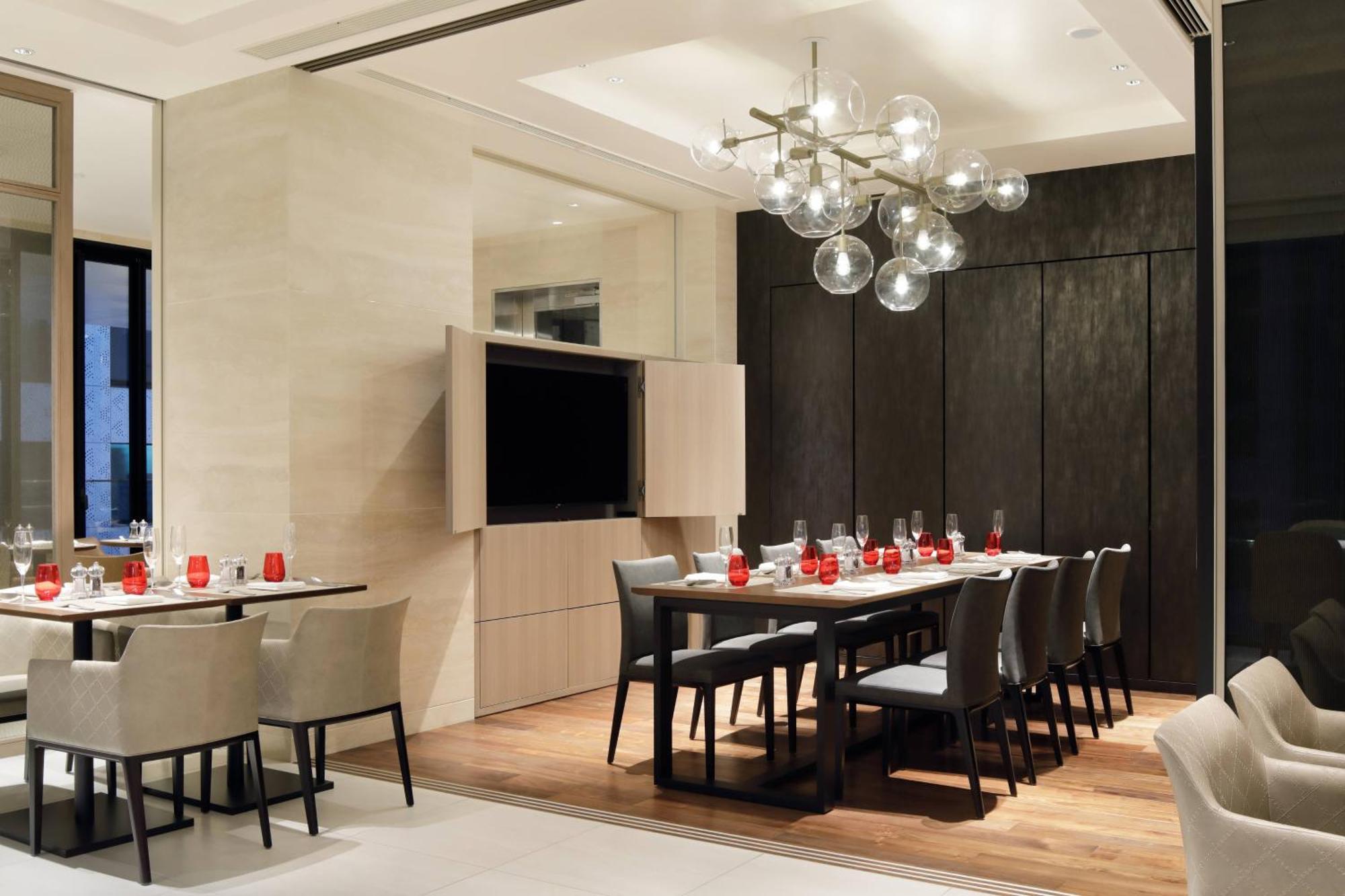 Hotel Courtyard By Marriott Honmachi