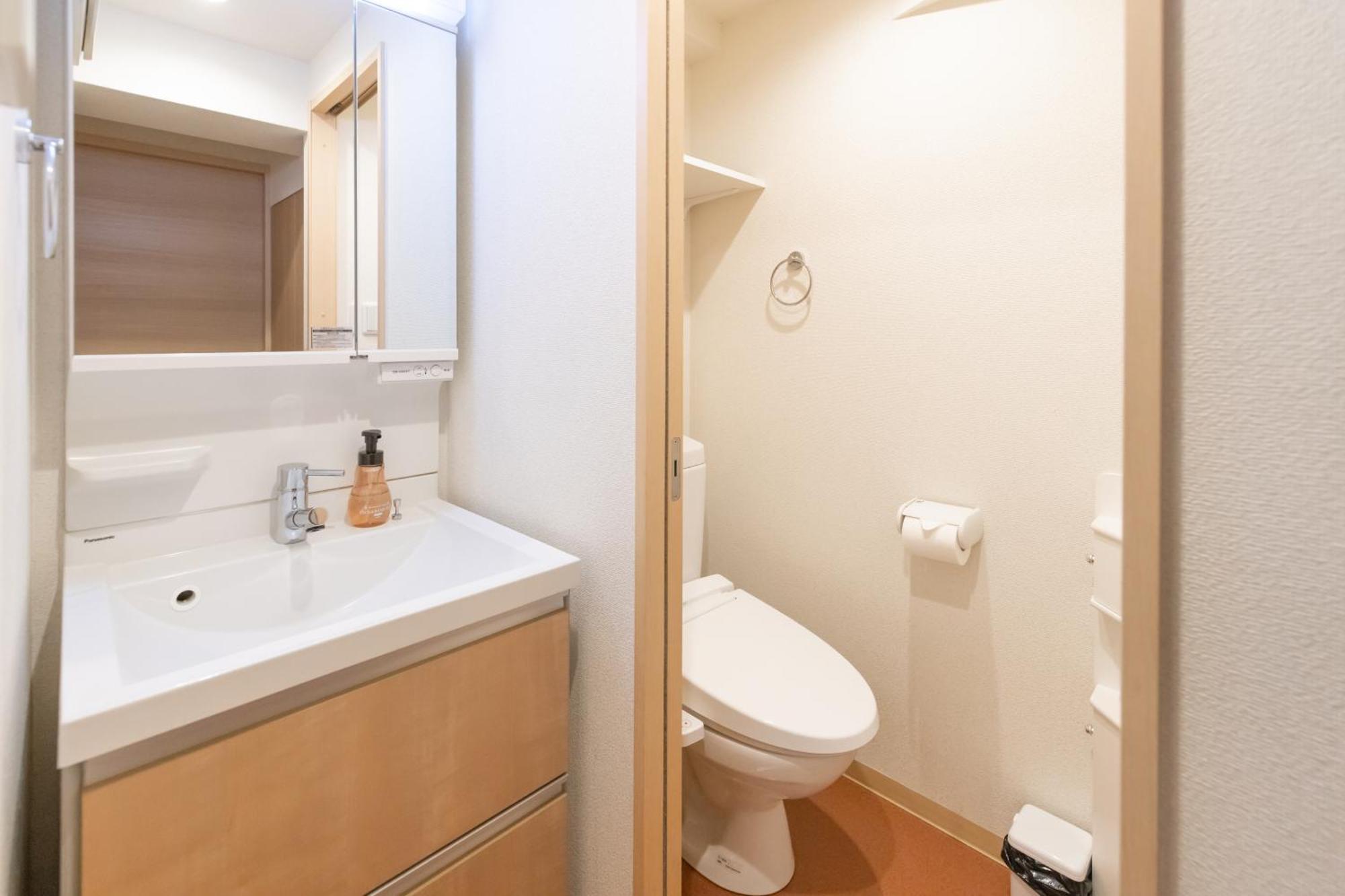 Apartment Ocean Nipponbashi Higashi Osaka