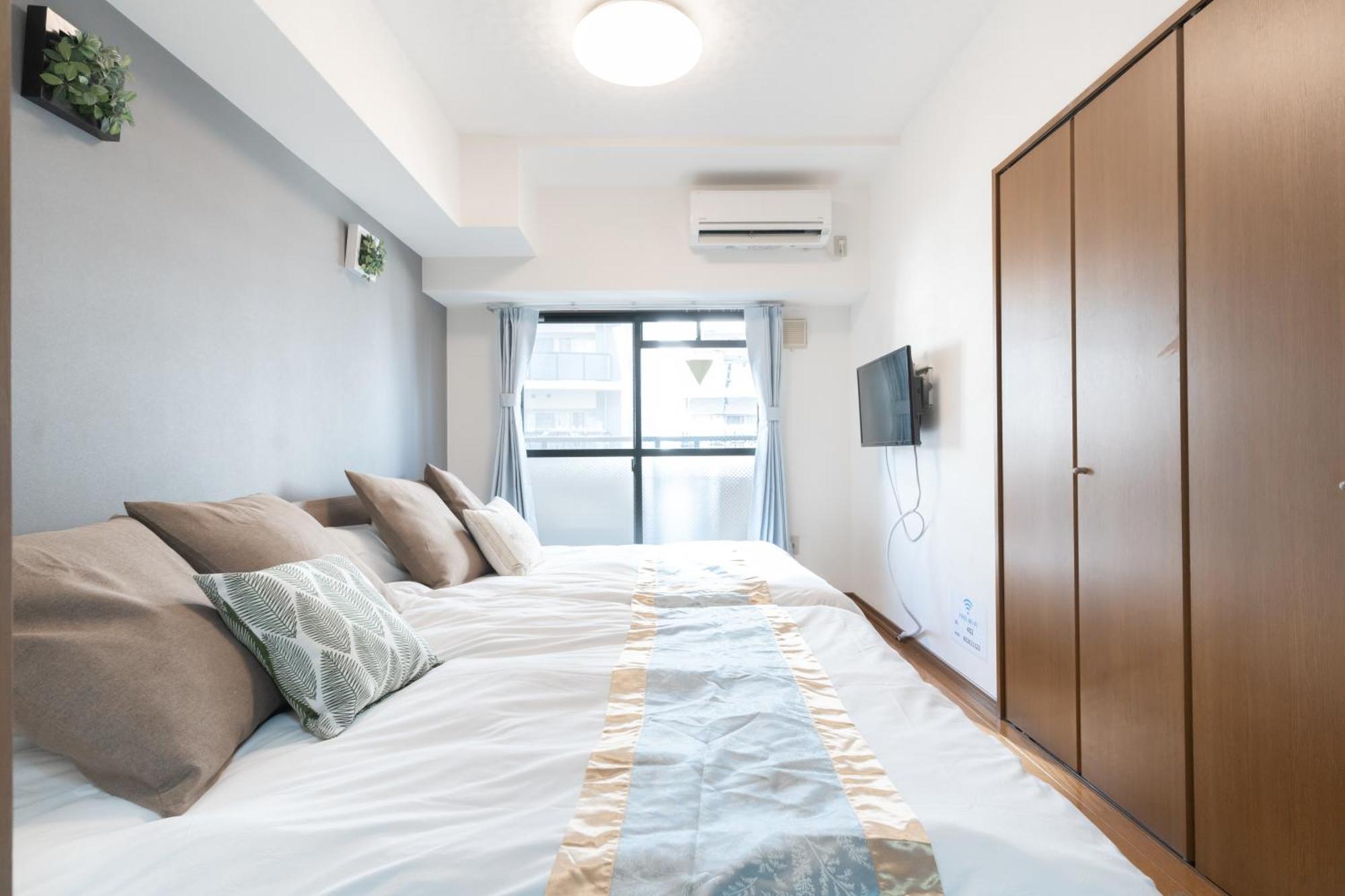 Apartment Groundcourt Namba: For Large Groups