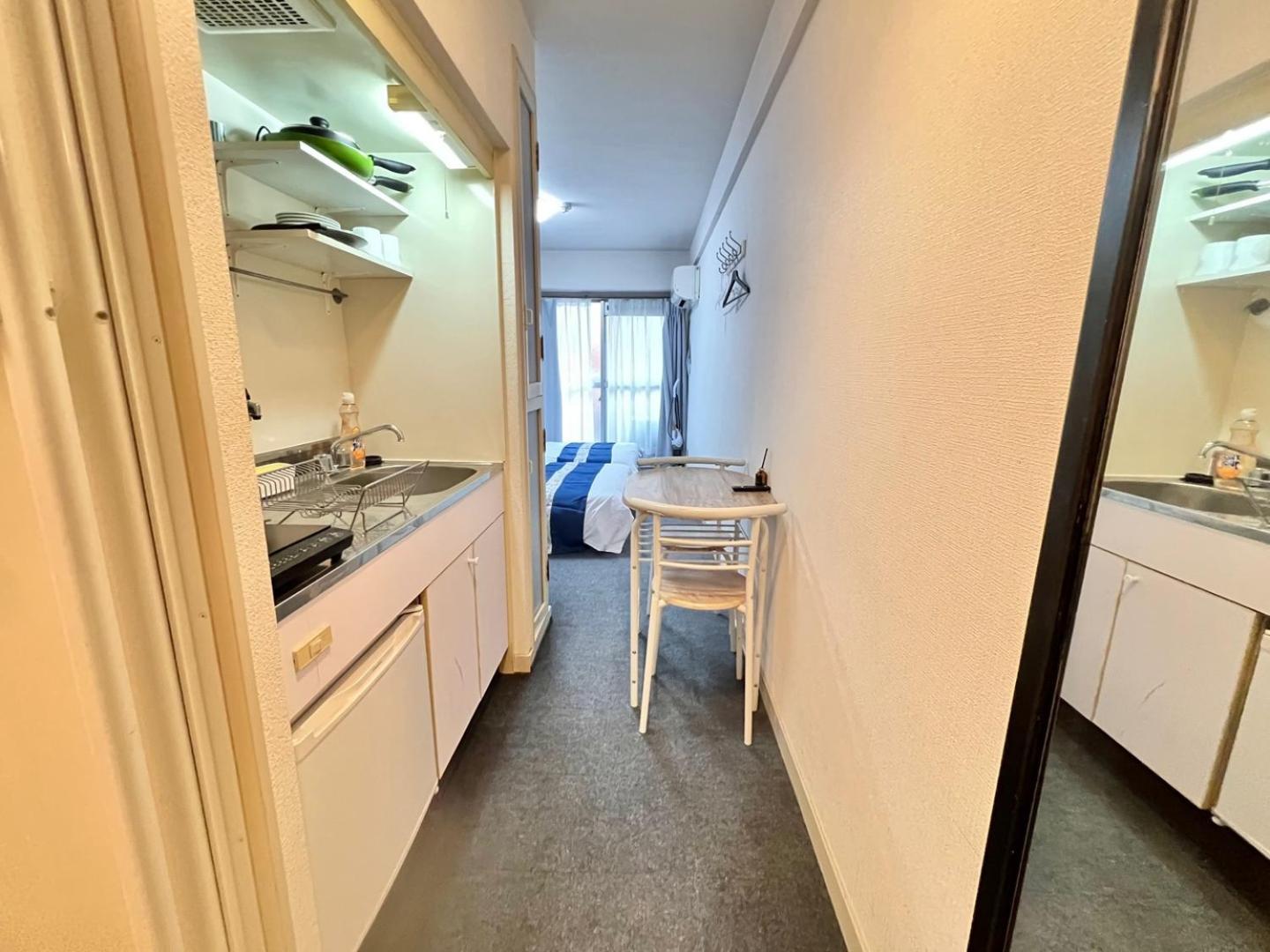 Apartment 4人/黒門市場 3分/道頓堀 5分 Glo5002