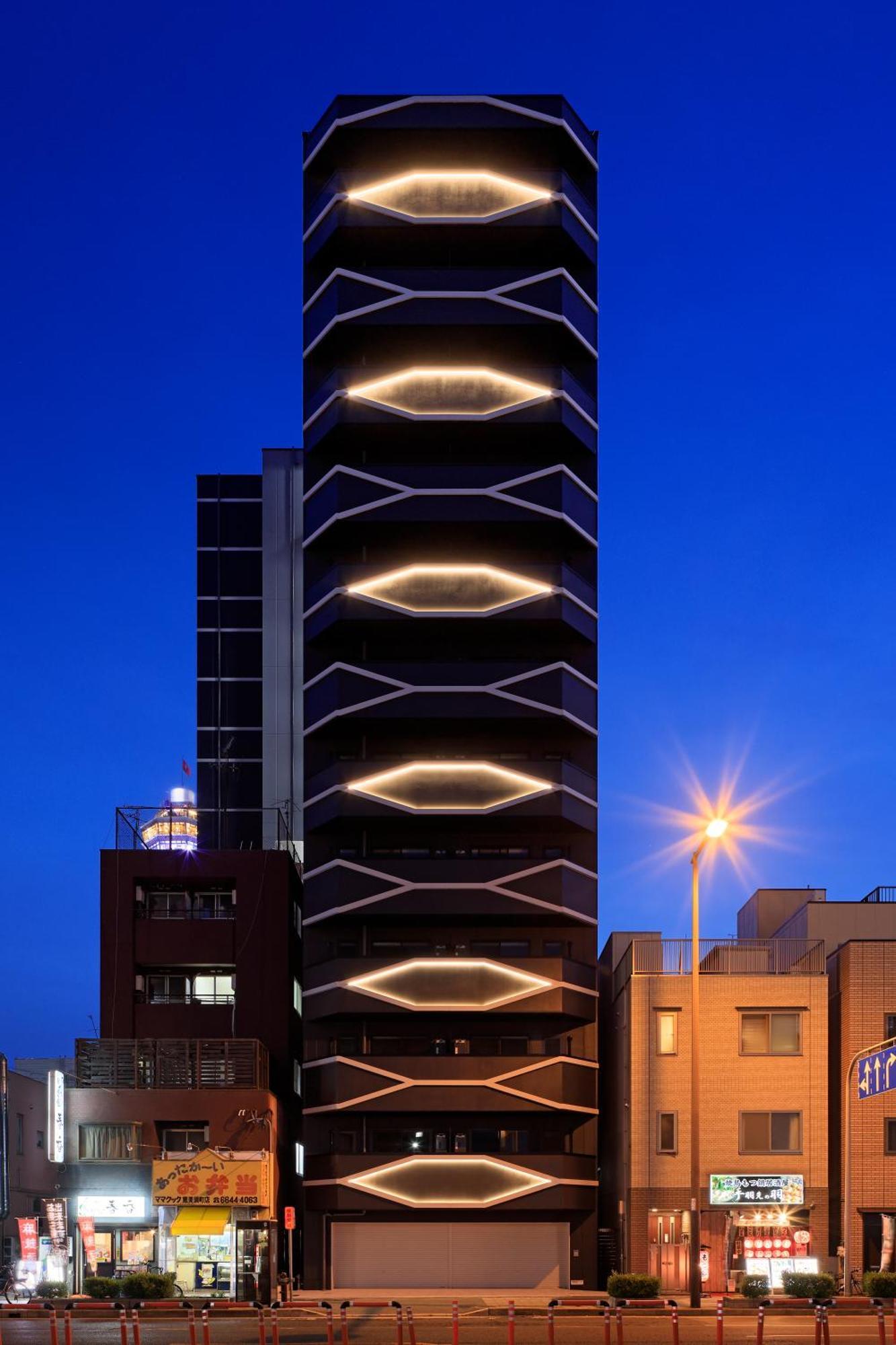 11 Shinsekai Osaka