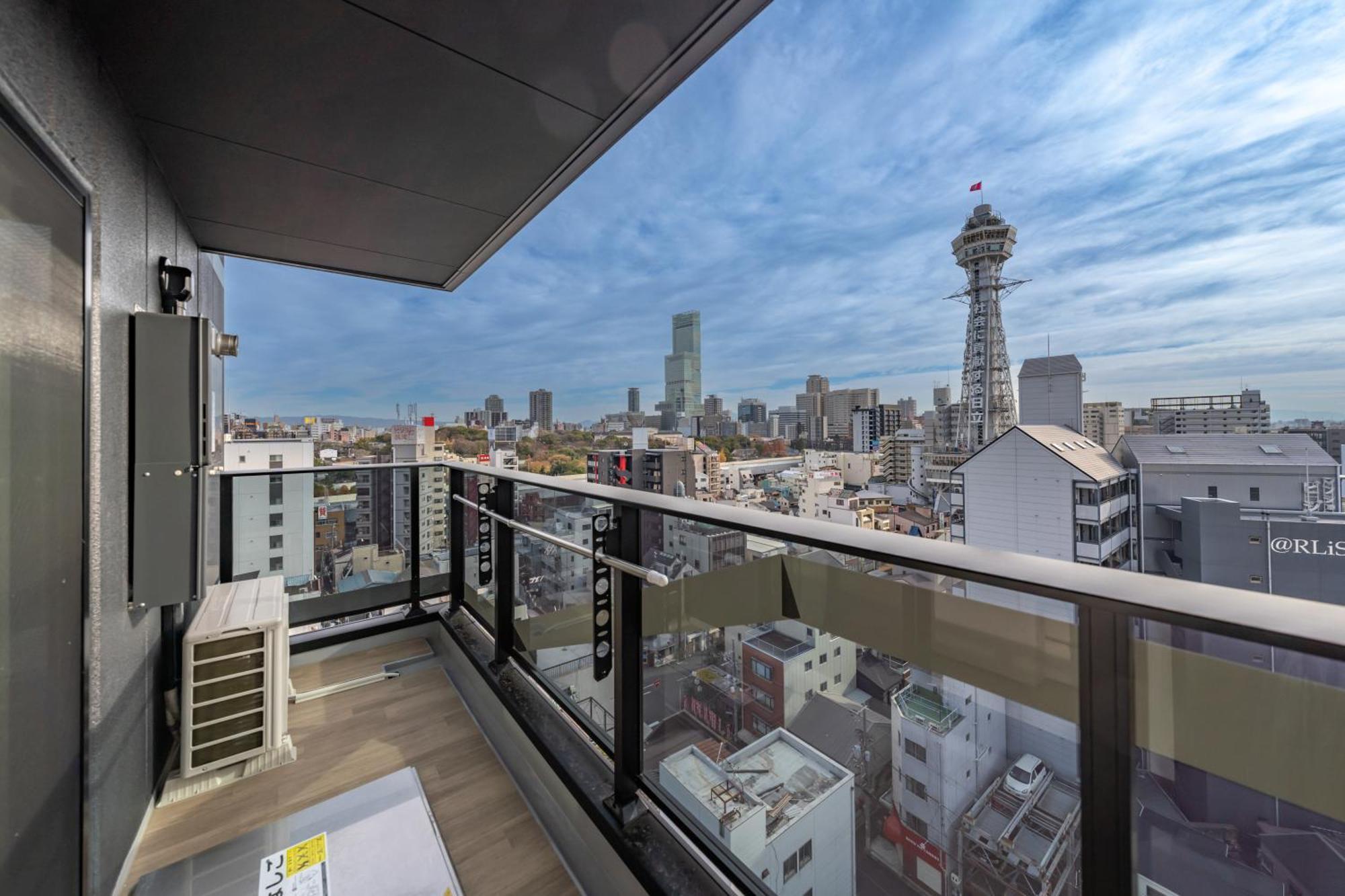 11 Shinsekai Apartment