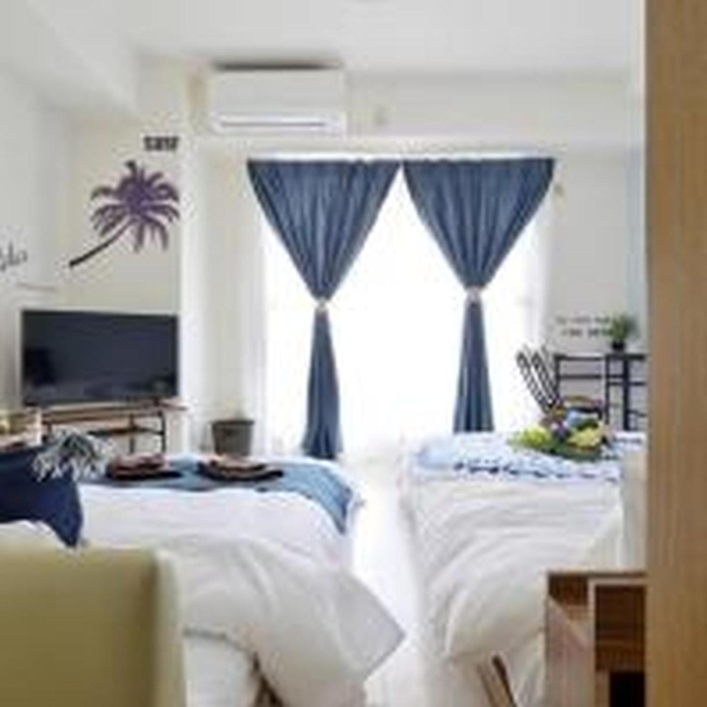 コンフィデンスロン1005 Apartment