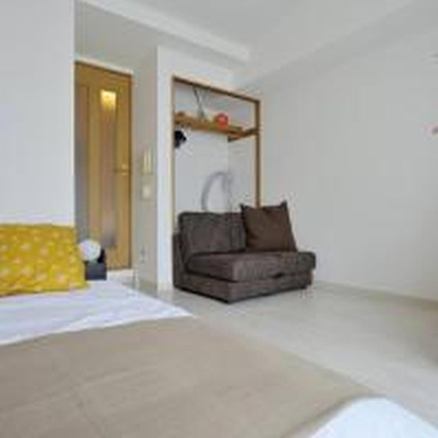 コンフィデンスロン905 Apartment *