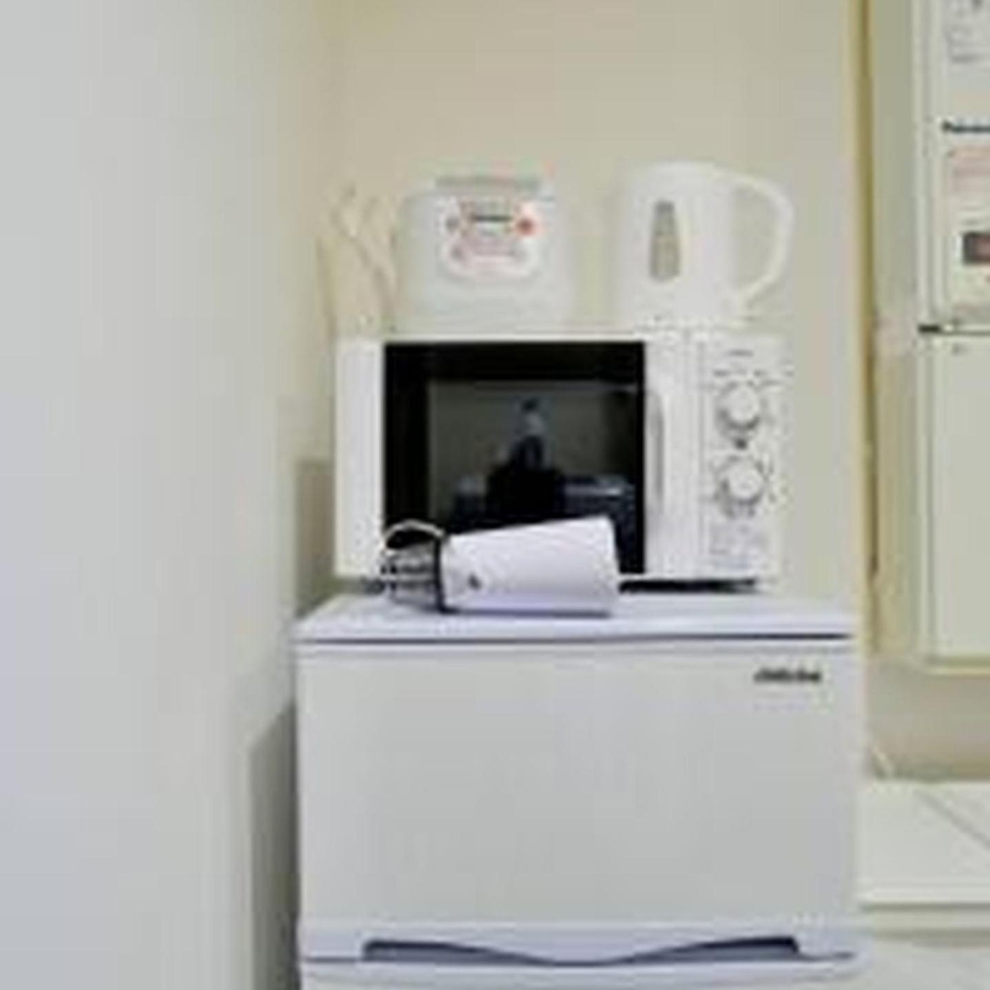 コンフィデンスロン905 Apartment