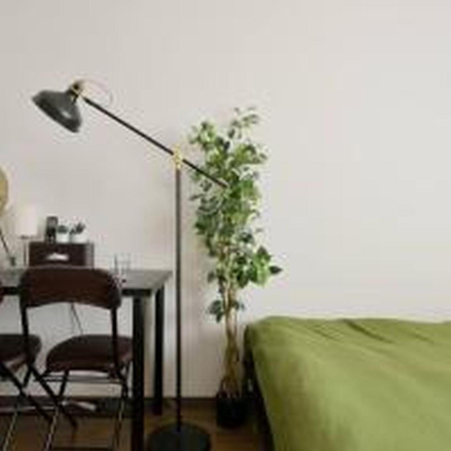 コンフィデンスロン802 Apartment