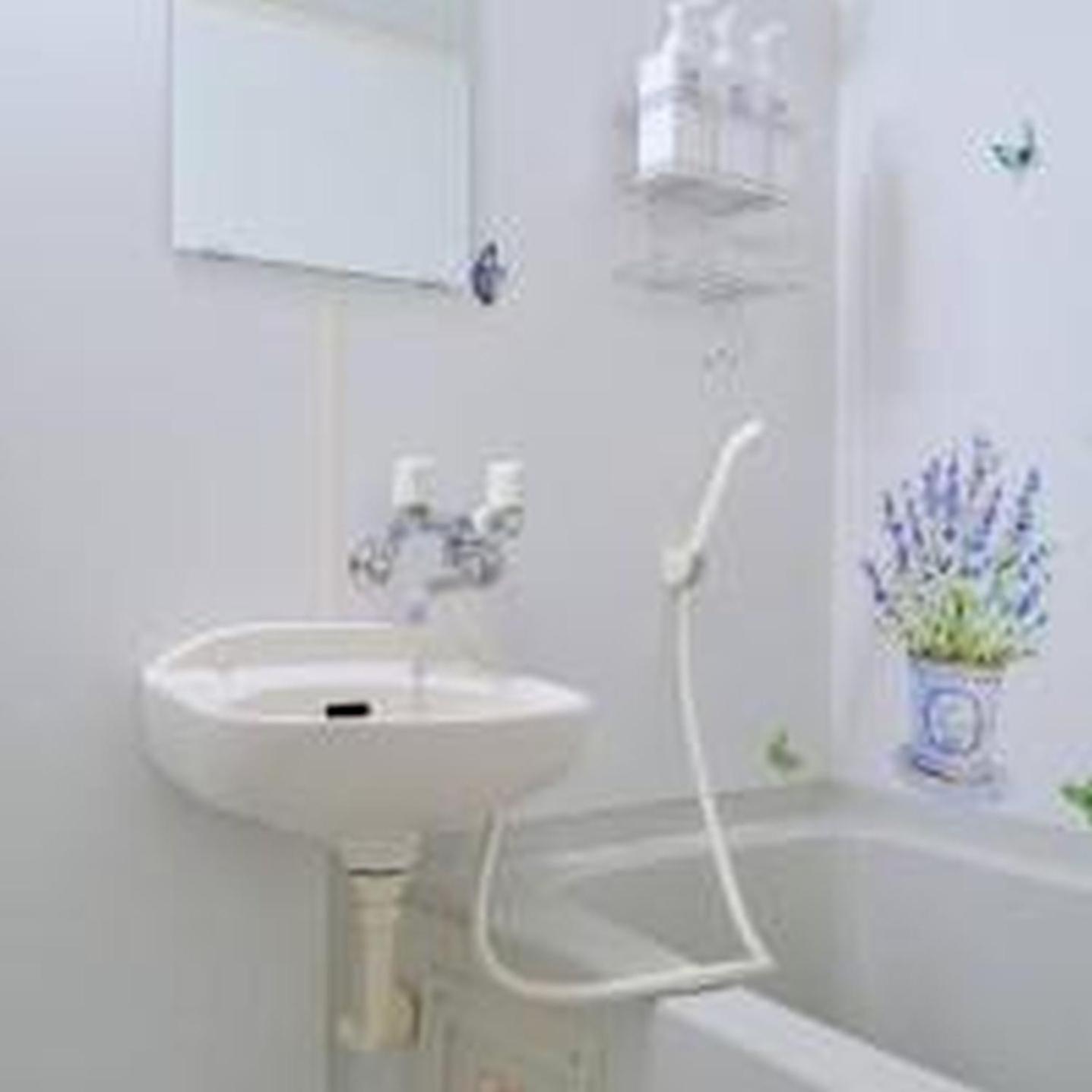 Apartment コンフィデンスロン403 *